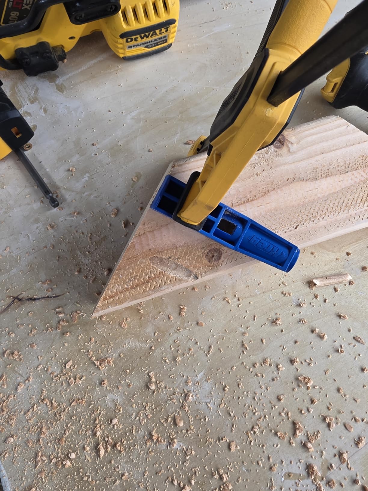 MKJKIT Mini Jig Kit - Simple, Compact Kreg Pocket-Hole Jig customer photo 2