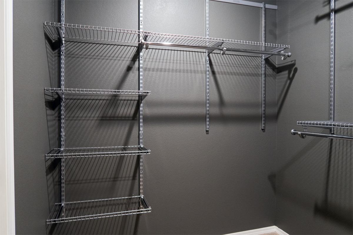Rubbermaid Configurations Deluxe Custom Closet Kit 3-6 Ft. Adjustable Metal Wire Shelving White Finish Expandable Organization System Hardware Included for Home Closet/Pantry/Laundry/Mudroom customer photo 2