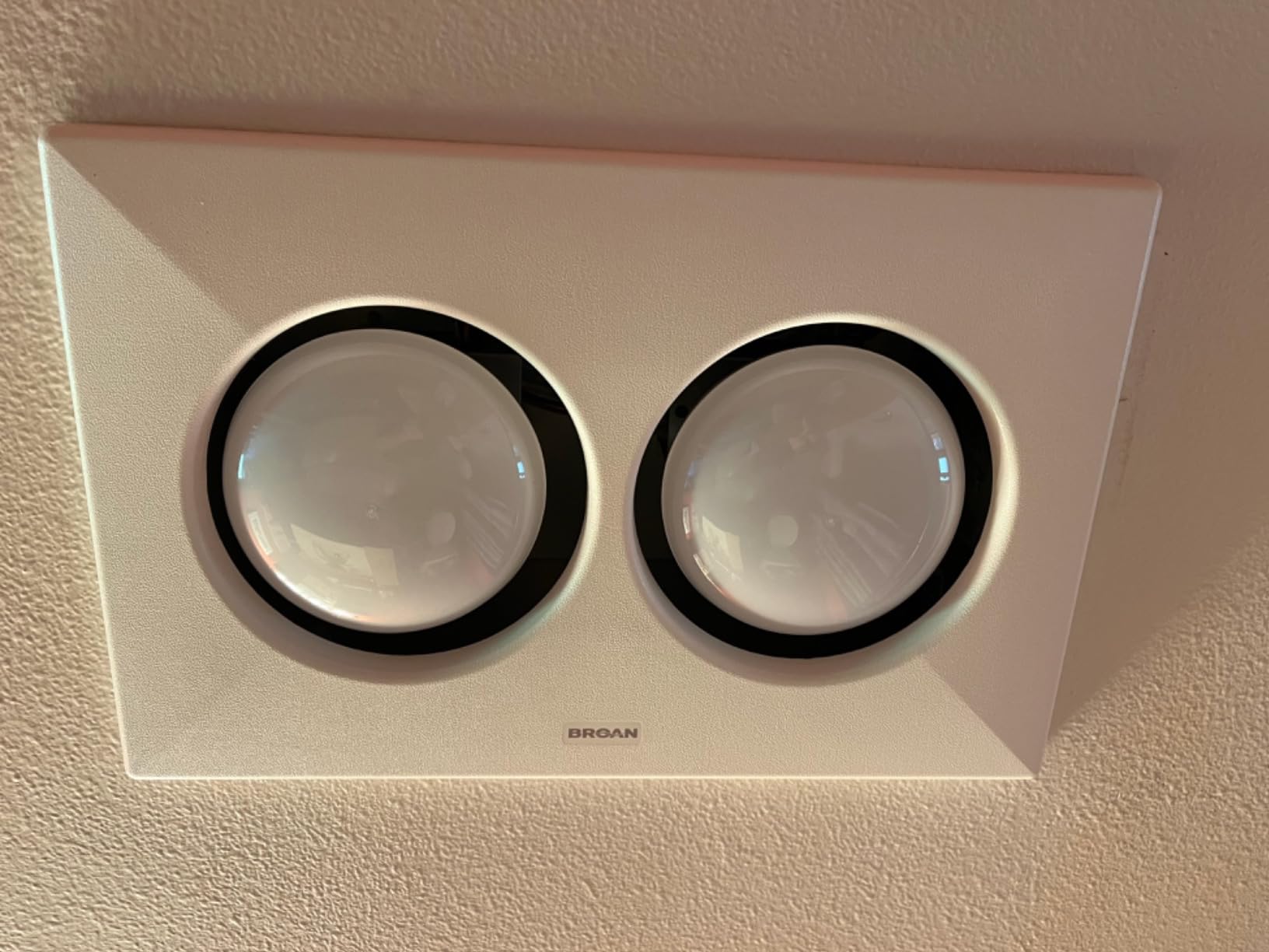 Broan-Nutone 164 Bulb Heater and Fan, Energy-Saving 2-Bulb Infrared Type IC Ceiling Heater, White, 250-Watt, 4.0 Sones, 70 CFM customer photo 2