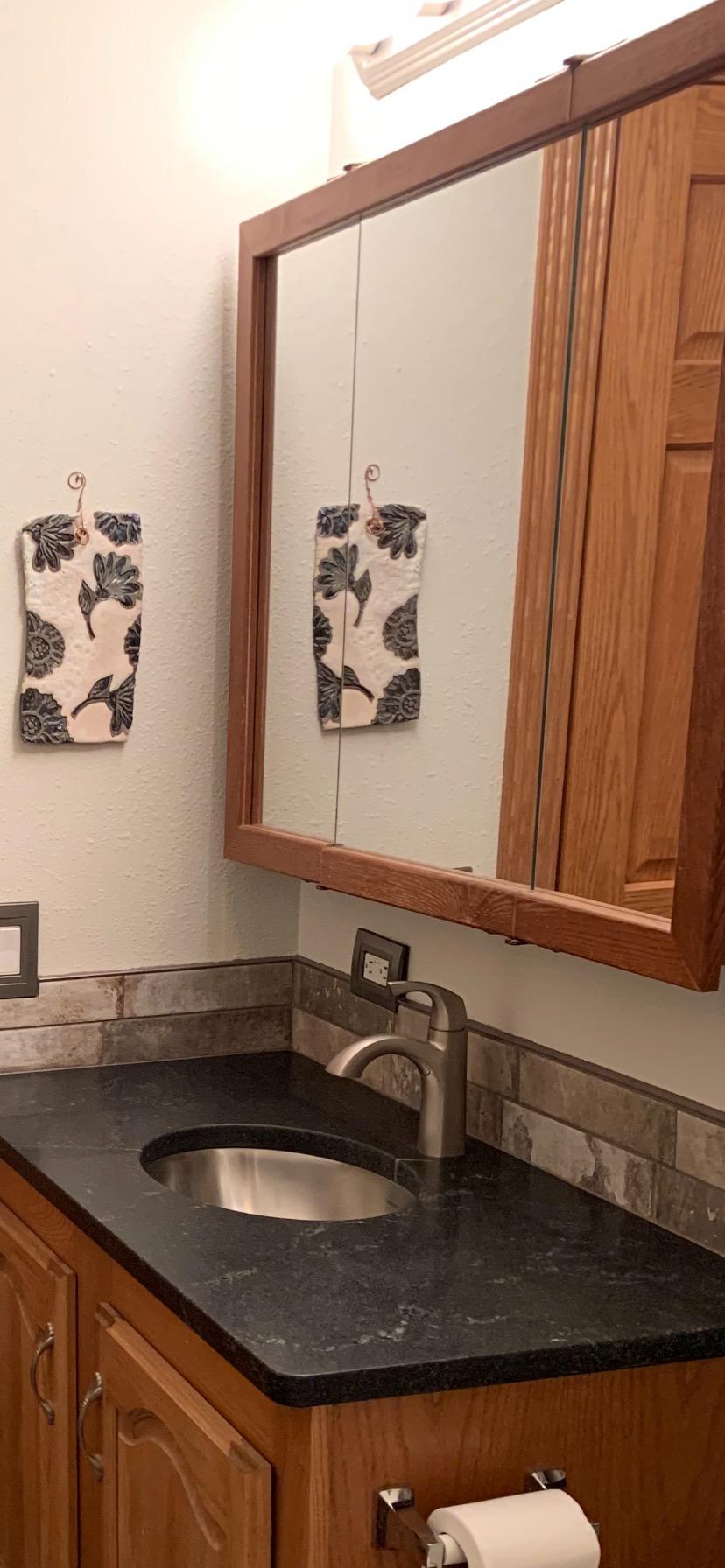 Houzer Opus Stainless Steel Bathroom Sink: 18 Inch Undermount Oval Bowl with Overflow Drain Assembly, Durable & Versatile, Essential for Home & Apartment: CHO-1800-1 customer photo 1