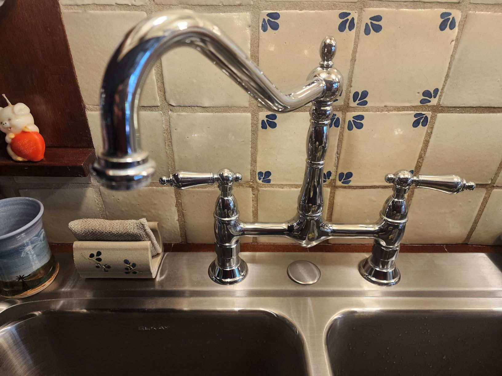 Kingston Brass KS1172AL Heritage Bridge Kitchen Faucet, Polished Brass customer photo 1