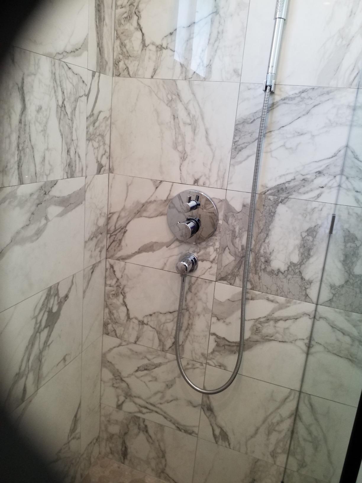 hansgrohe Ecostat Modern Thermostatic Shower Valve Trim with Temperature Control and Diverter in Chrome, 04231000 customer photo 1