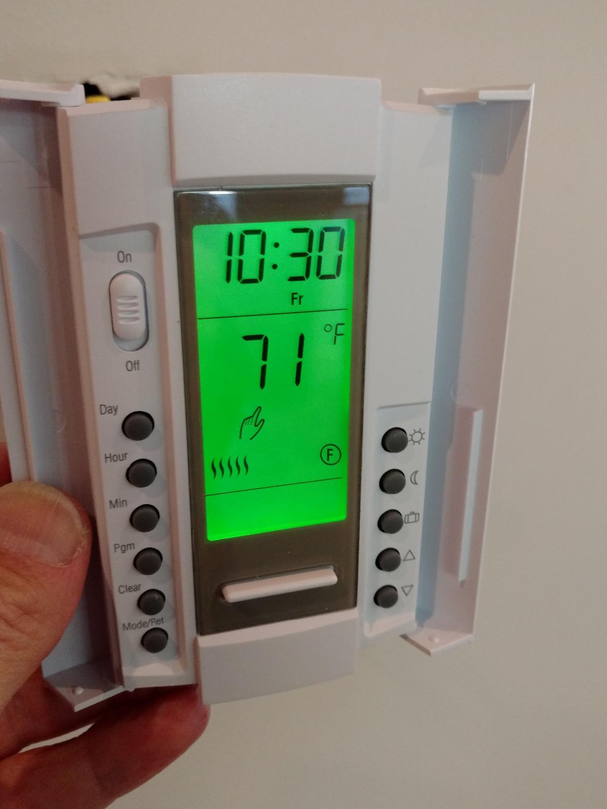 Honeywell TH115-AF-GA/U Radiant Heating 120/240V Programmable Thermostat with Floor Sensor and GFCI customer photo 1