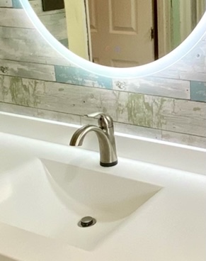 Delta Faucet Lahara Single Hole Bathroom Faucet with Touchless Technology, Brushed Nickel Bathroom Sink Faucet, Single Handle Bathroom Faucet, Push Pop-Up Drain, Stainless 538T-SS-DST customer photo 1