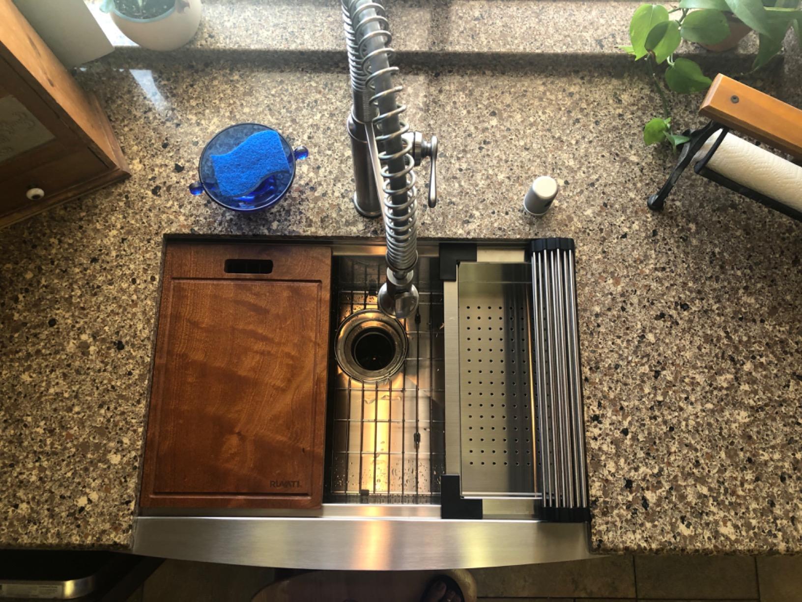 Ruvati 33-inch Apron-front Workstation Farmhouse Kitchen Sink - 16 Gauge Stainless Steel Kitchen Sink Single Bowl with Brushed Finish - Farmhouse Workstation Sinks - RVH9200 customer photo 2
