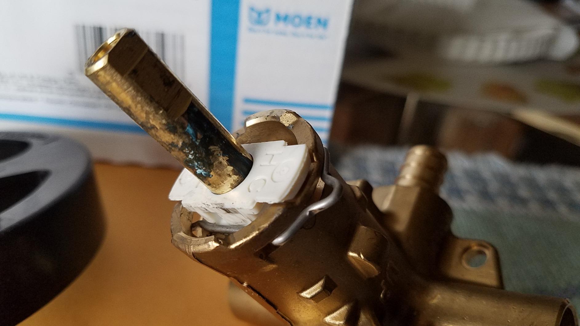 Moen 2580 Posi-Temp Brass Pressure Balancing Shower Valve, 1/2-Inch Crimp Ring PEX Connection customer photo 2