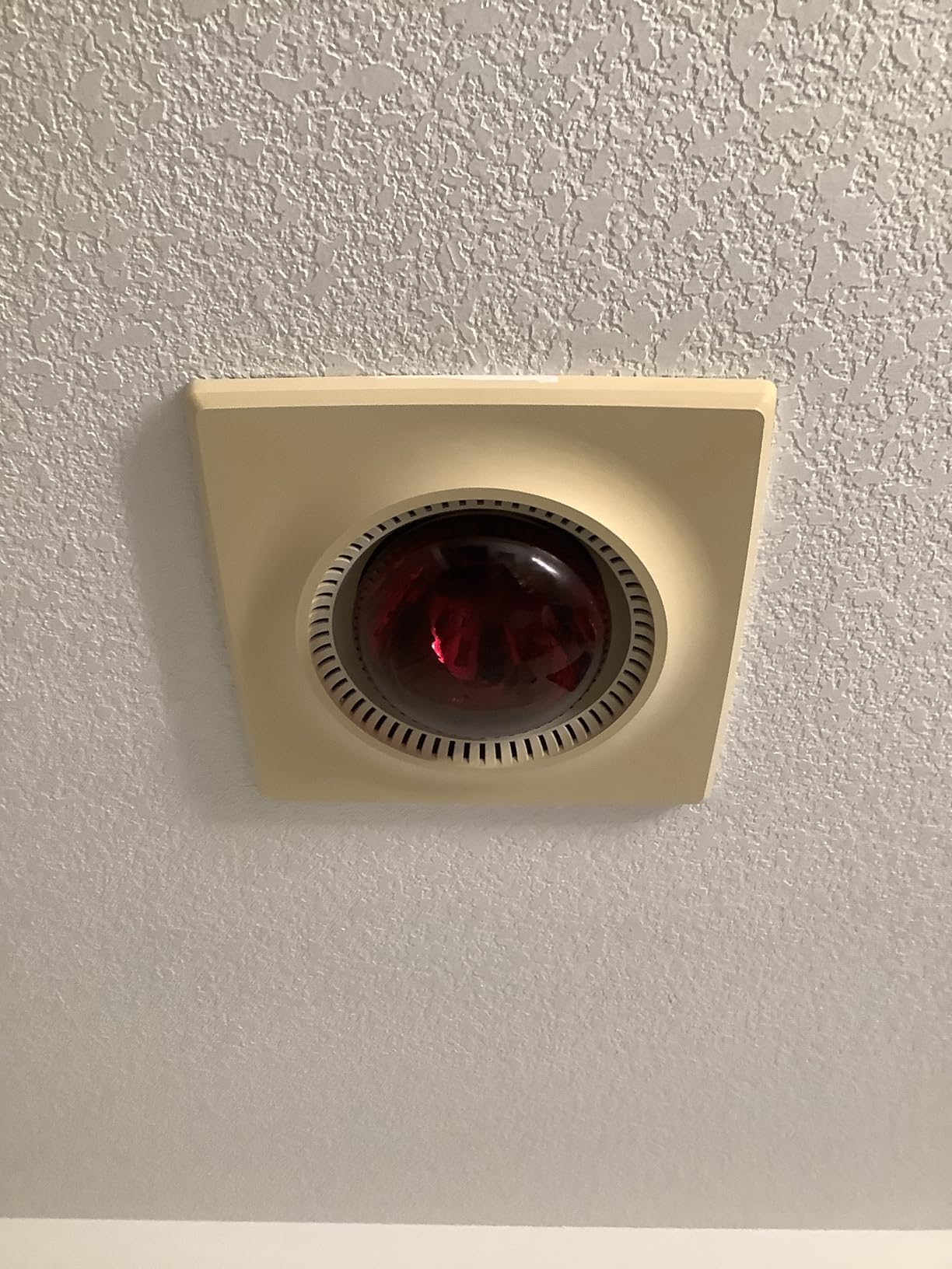 Broan Ceiling Bathroom Exhaust Fan/Infrared Heater, 70 CFM, 250-Watt customer photo 1