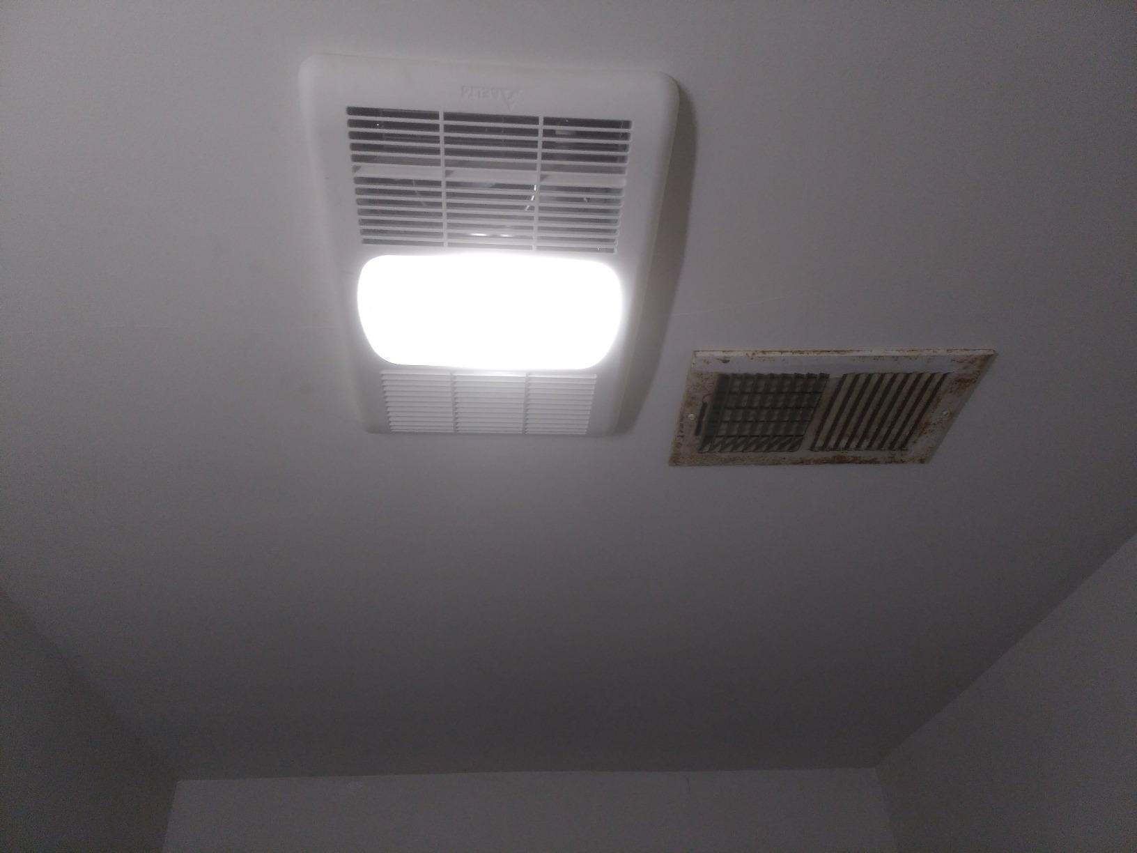 Delta Breez Bathroom Exhaust Fan with Light, Heater & Thermostat, Radiance, 80 CFM, White customer photo 1