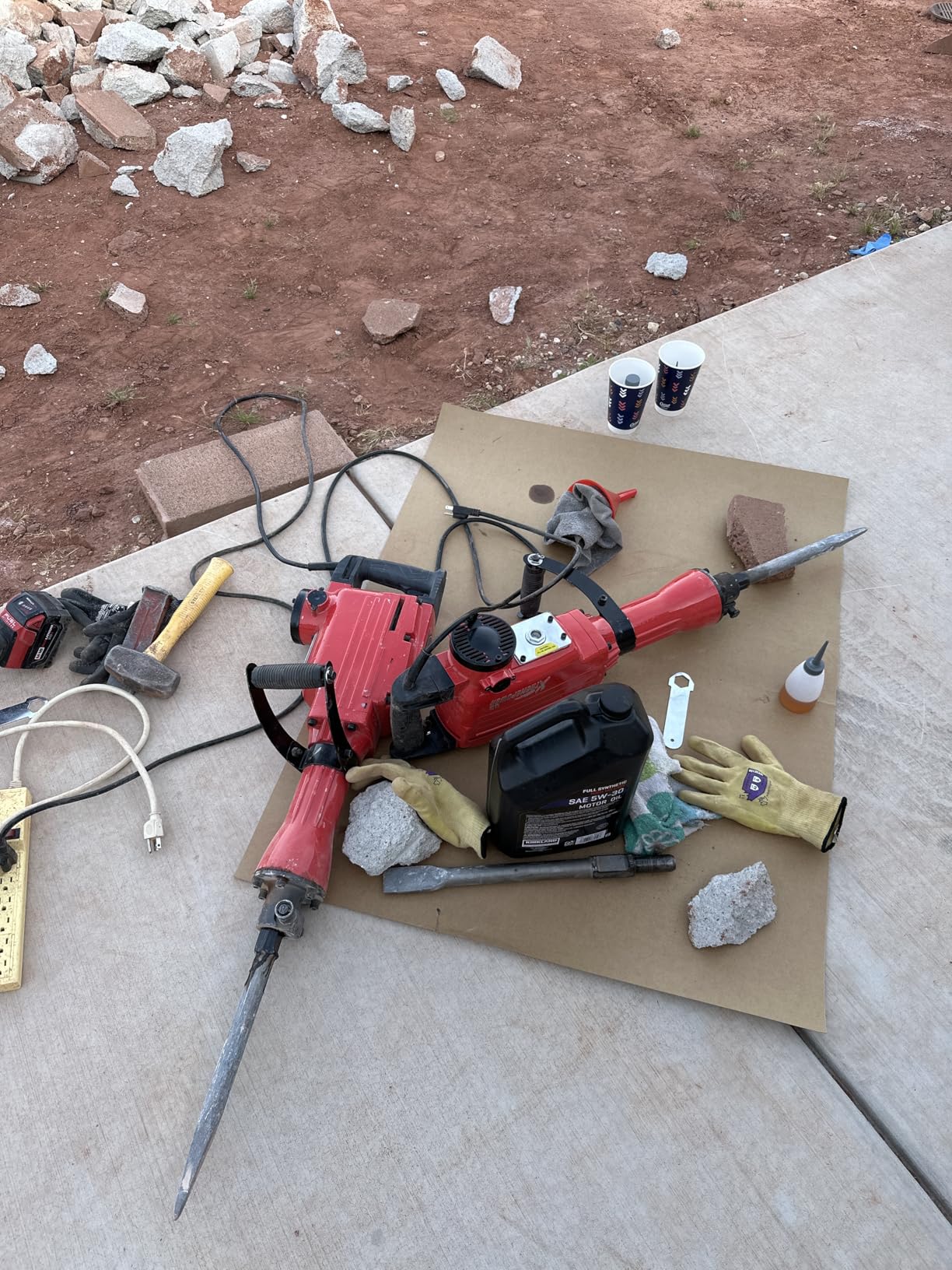 XtremepowerUS 2200W Demolition Jack Hammer Flat Chisel Bull Point Chisel Bits Demo Chipping Hammer Concrete Pavement Breaker customer photo 2