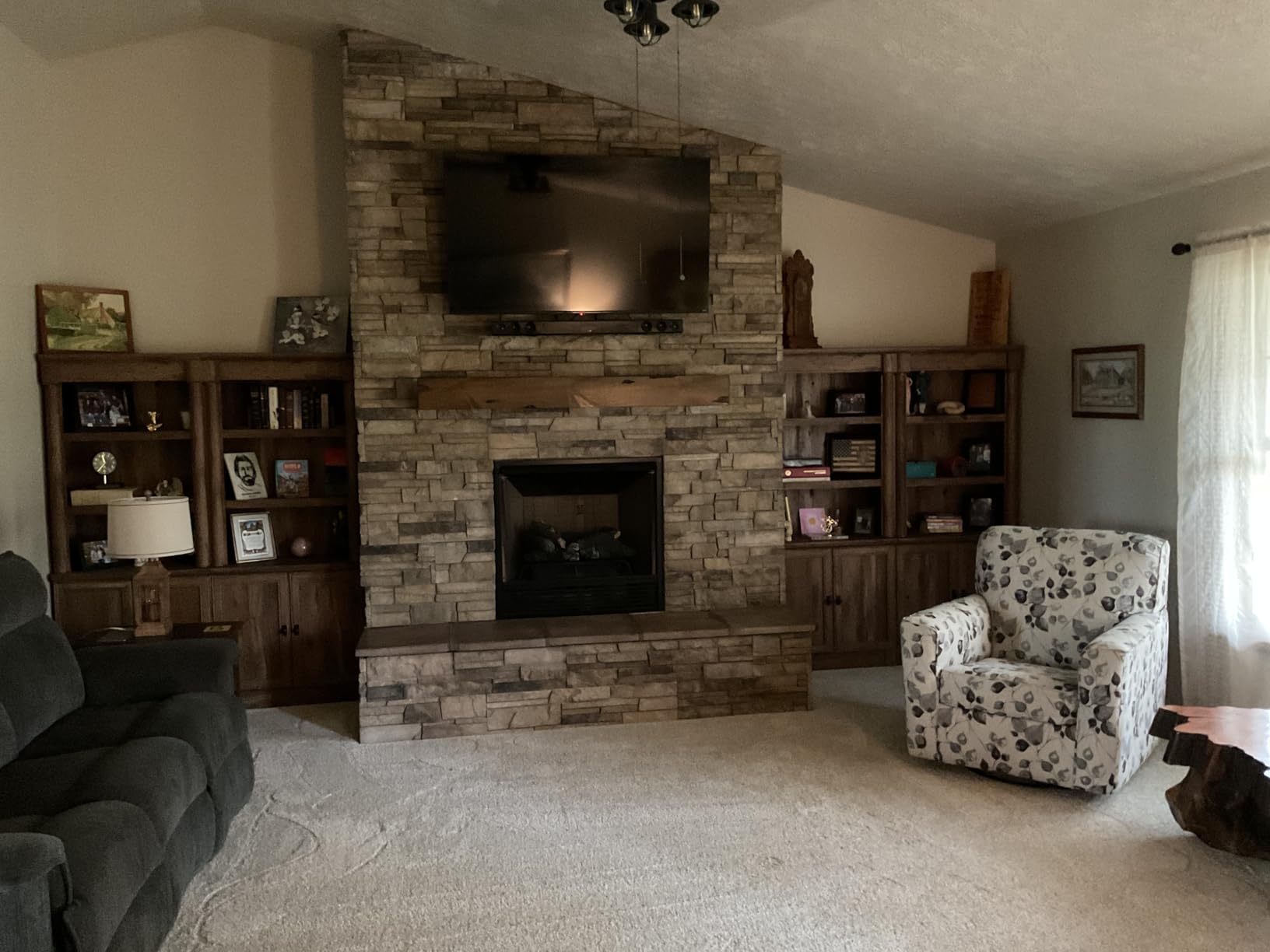 Sauder Palladia Book Shelf, Bookshelf with Storage, Library Bookcase with Doors and Adjustable Shelves, in Wind Oak Finish customer photo 1
