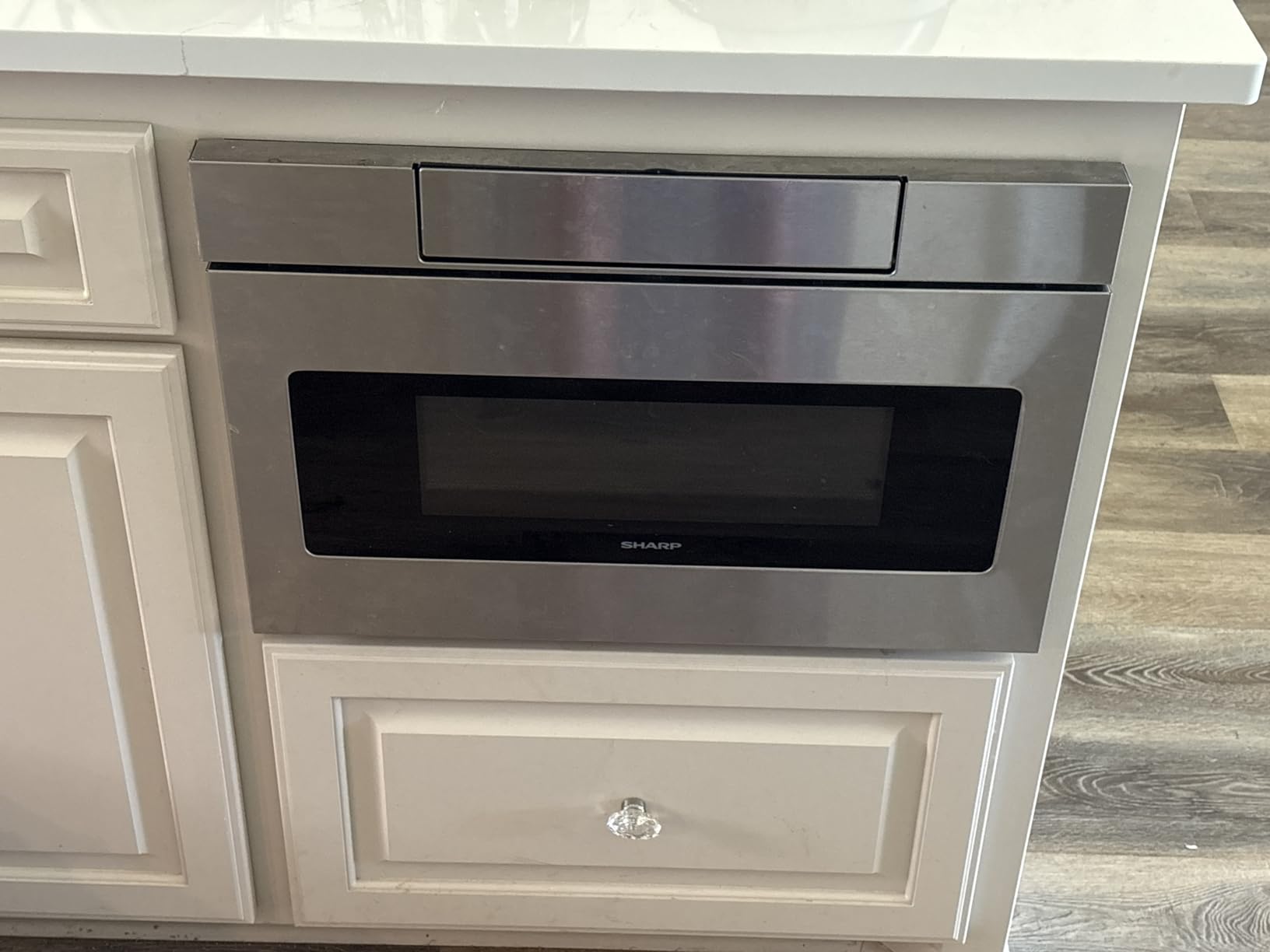 SHARP SMD2470ASY Microwave Drawer Oven, 24-inch, 1.2 Cubic Feet, 950 Watt, Concealed Control Panel with Digital LCD Display, Stainless Steel customer photo 1