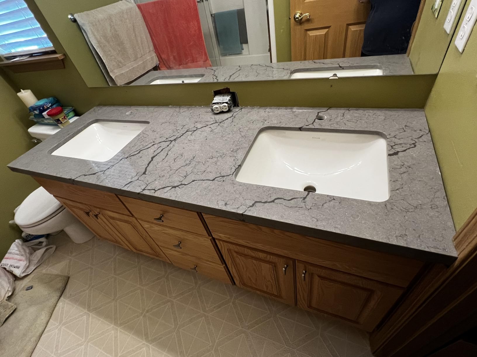 KOHLER 20000-0 Caxton Rectangle Undermount Bathroom Sink, Bathroom Vanity Sink with Overflow Drain, 20-1/4 L x 15-11/16 W, White customer photo 2