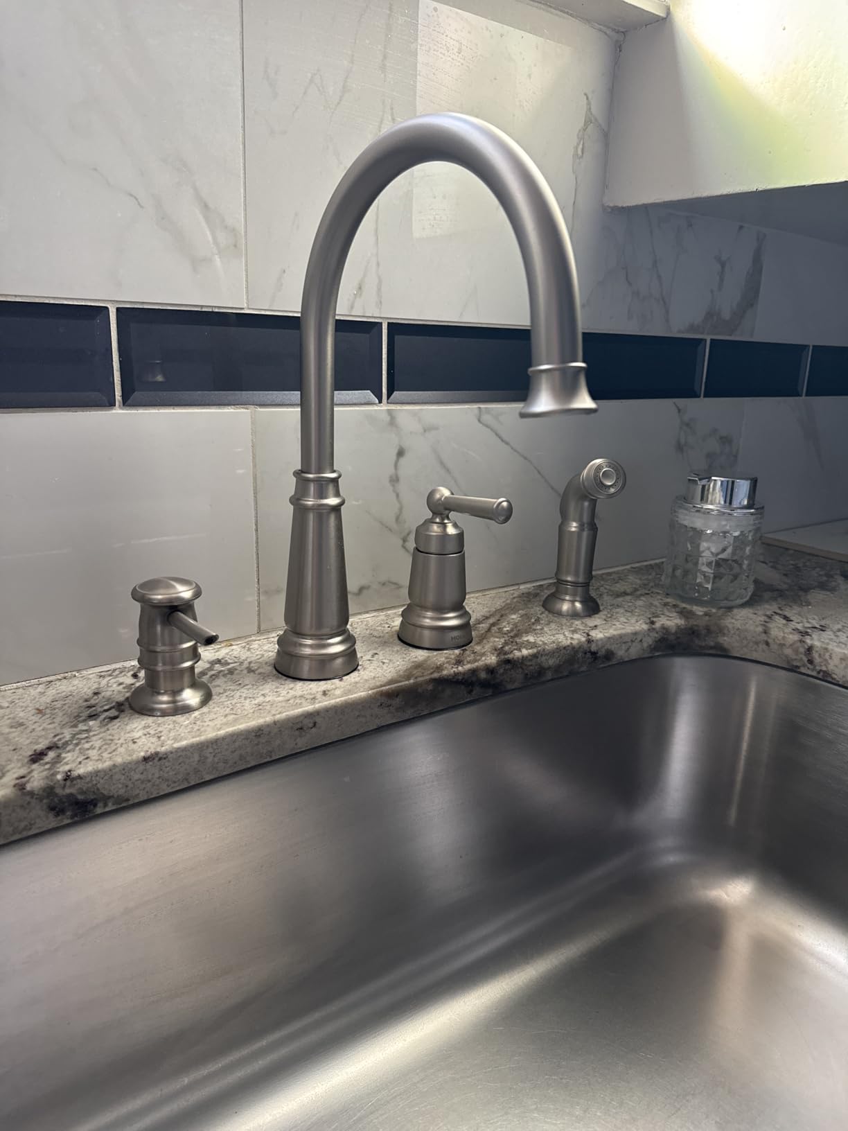 Moen 87042SRS Edison One-Handle High Arc Kitchen Faucet with Side Sprayer and Soap Dispenser, 4-Hole, Spot Resist Stainless customer photo 2