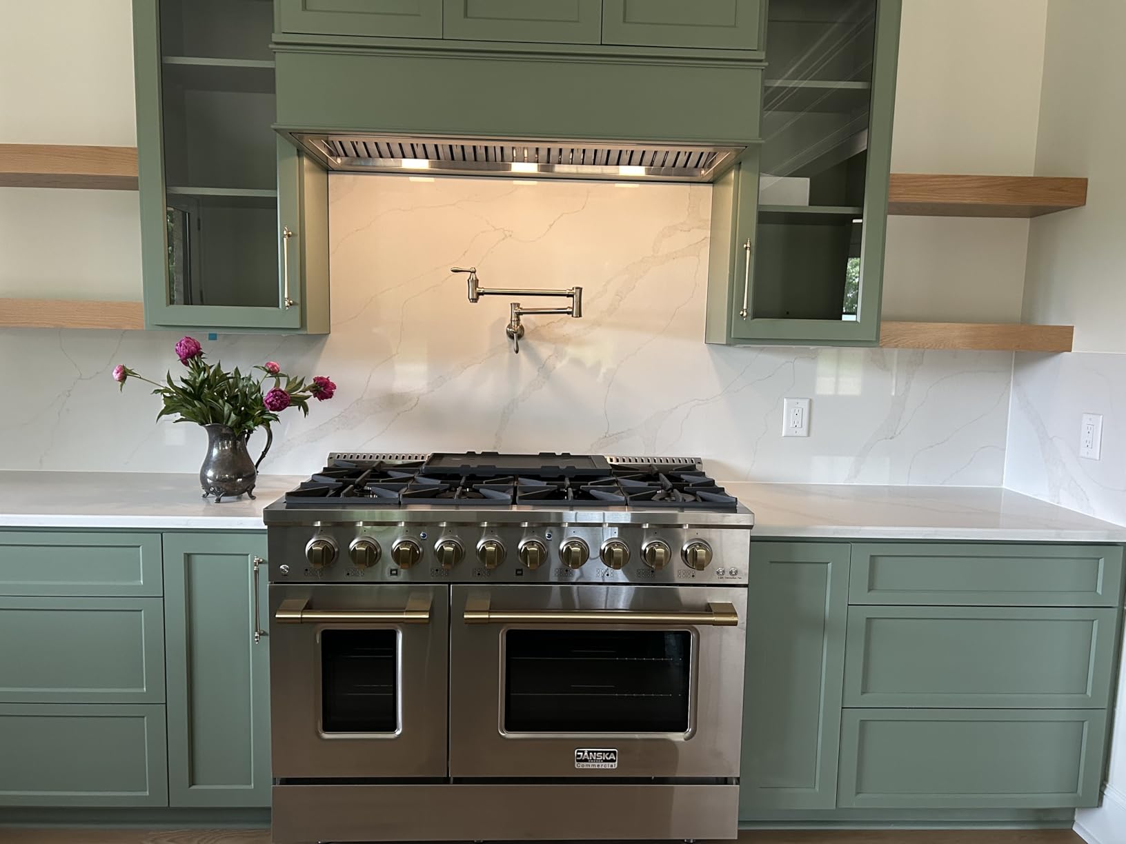 Delta Brushed Gold Modern Pot Filler Kitchen Faucet, Wall Mount Kitchen Faucet, Champagne Bronze 1165LF-CZ customer photo 2
