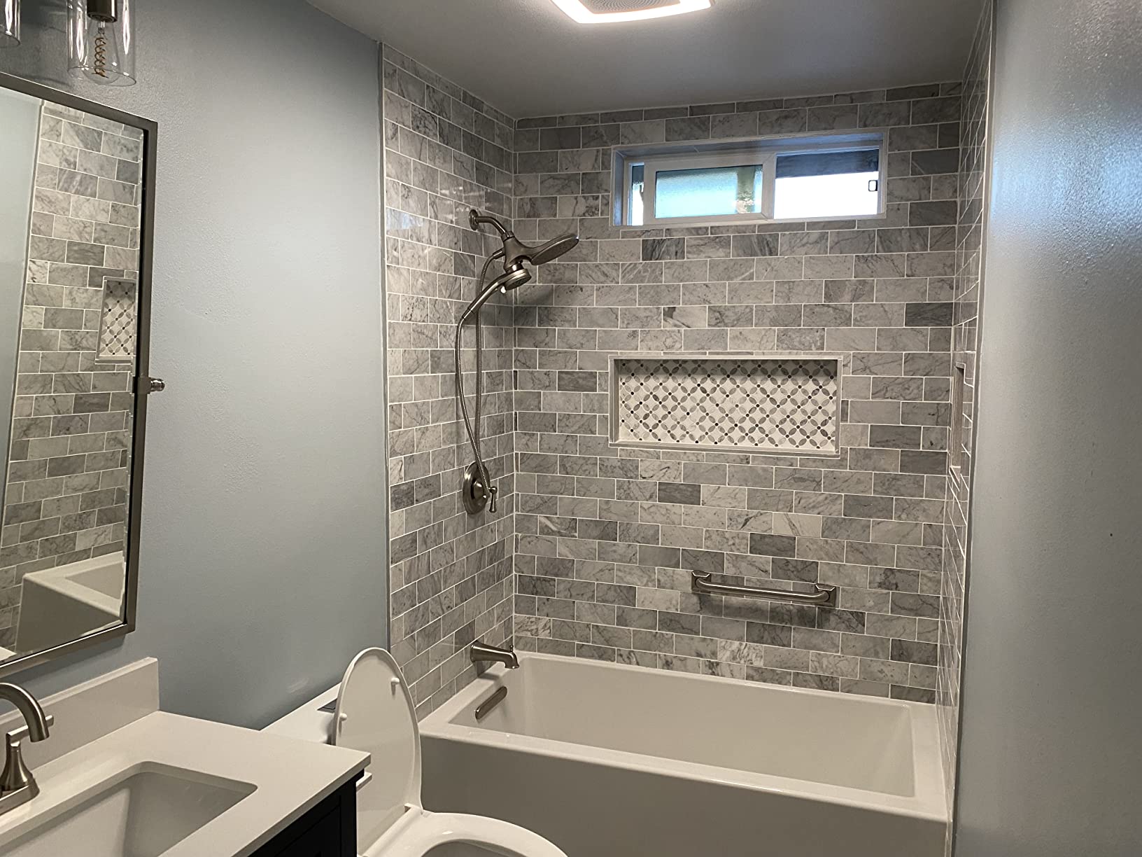 KOHLER 20201-LA-0 Underscore 60