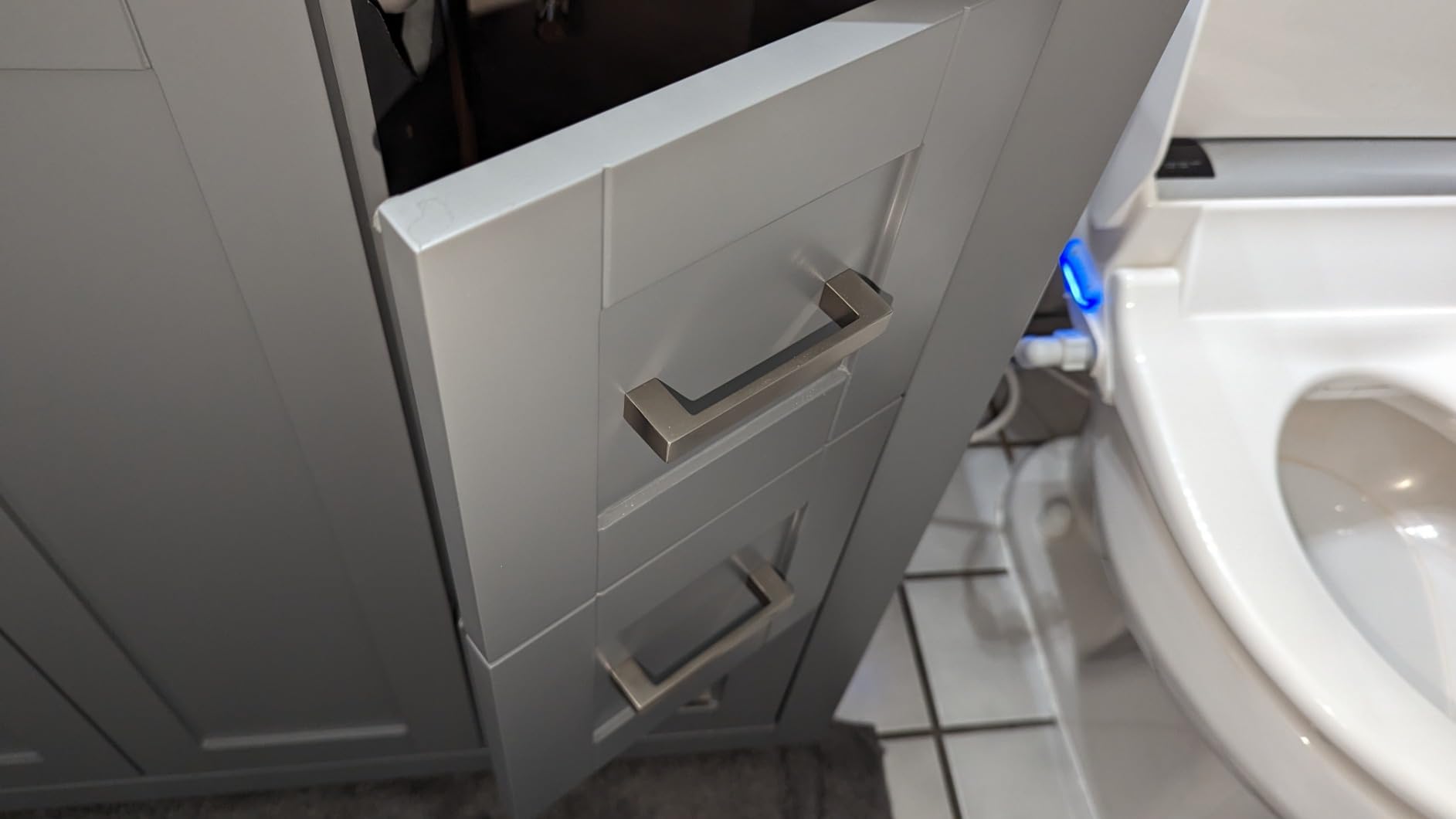 Blum Clip top BLUMOTION Soft Close Hinges, 110 Degree, Self Closing, Frameless, with Mounting Plates and Hinge Cover Plates (Inset - 2 Pack (1 Pair)) customer photo 1