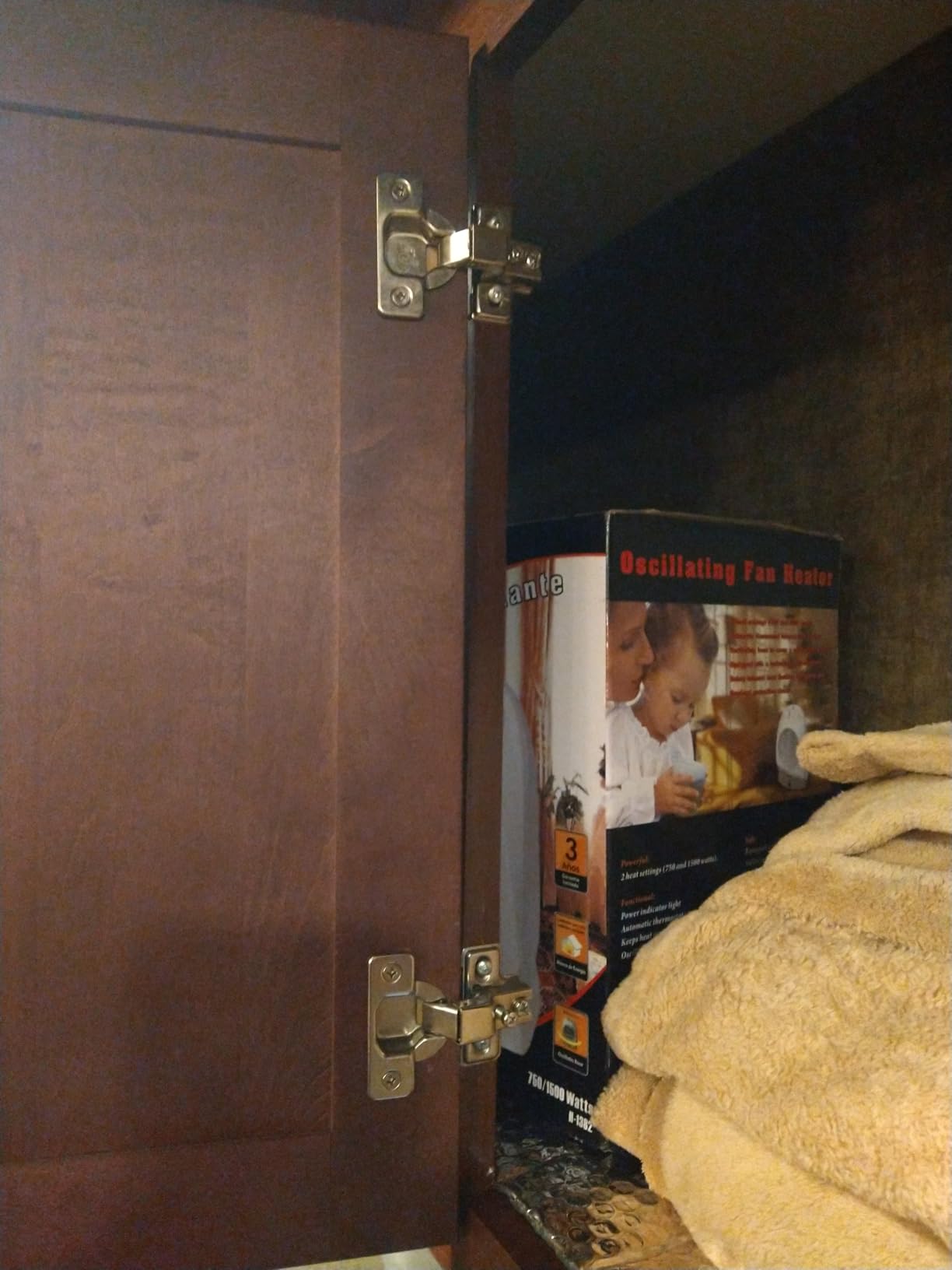 Silverline 1/2 inch Overlay Concealed Cabinet Hinges, Self-Closing Short Arm European Hinge for Face Frame Cabinets, 105Deg Opening, 35mm Cup, Screw-On Steel Hardware with Screws (6 Pack) customer photo 1