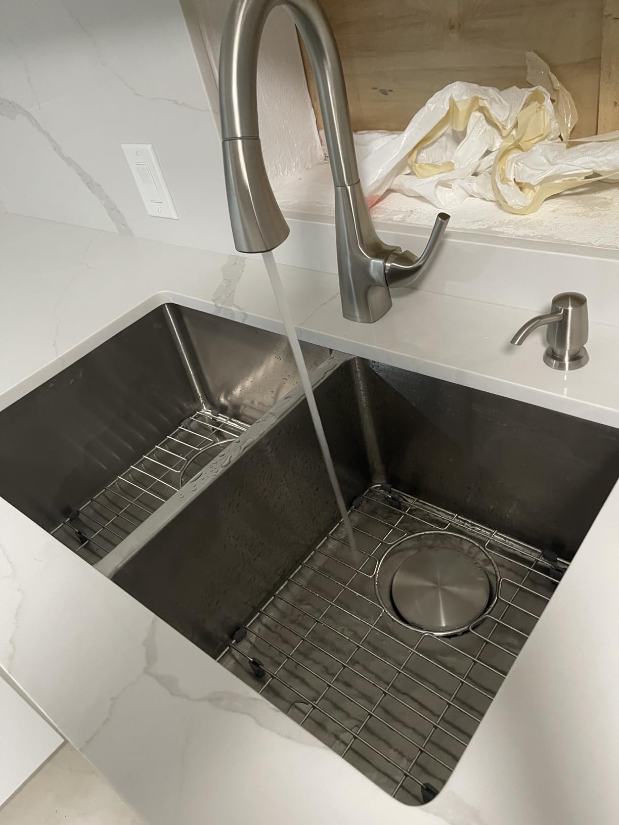 Ruvati 28-inch Undermount Kitchen Sink - 50/50 Double Bowl Kitchen Sink, 16 Gauge T-304 Stainless Steel Sinks, Undermount Sinks, Brushed Finish - RVM5077 customer photo 1