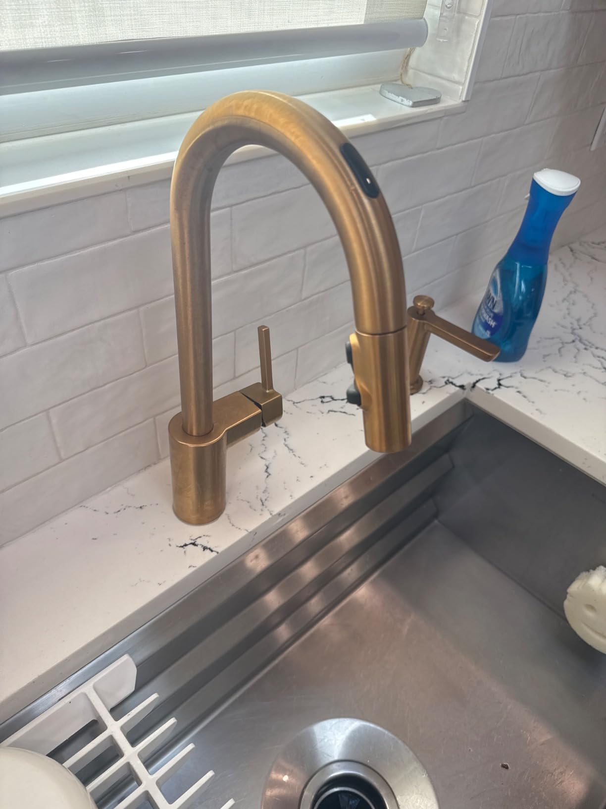 Moen 7565EVSRS Align Spot Resist Stainless Smart Faucet Touchless Kitchen Faucet with Pull Down Sprayer, Voice Control and Power Boost customer photo 2