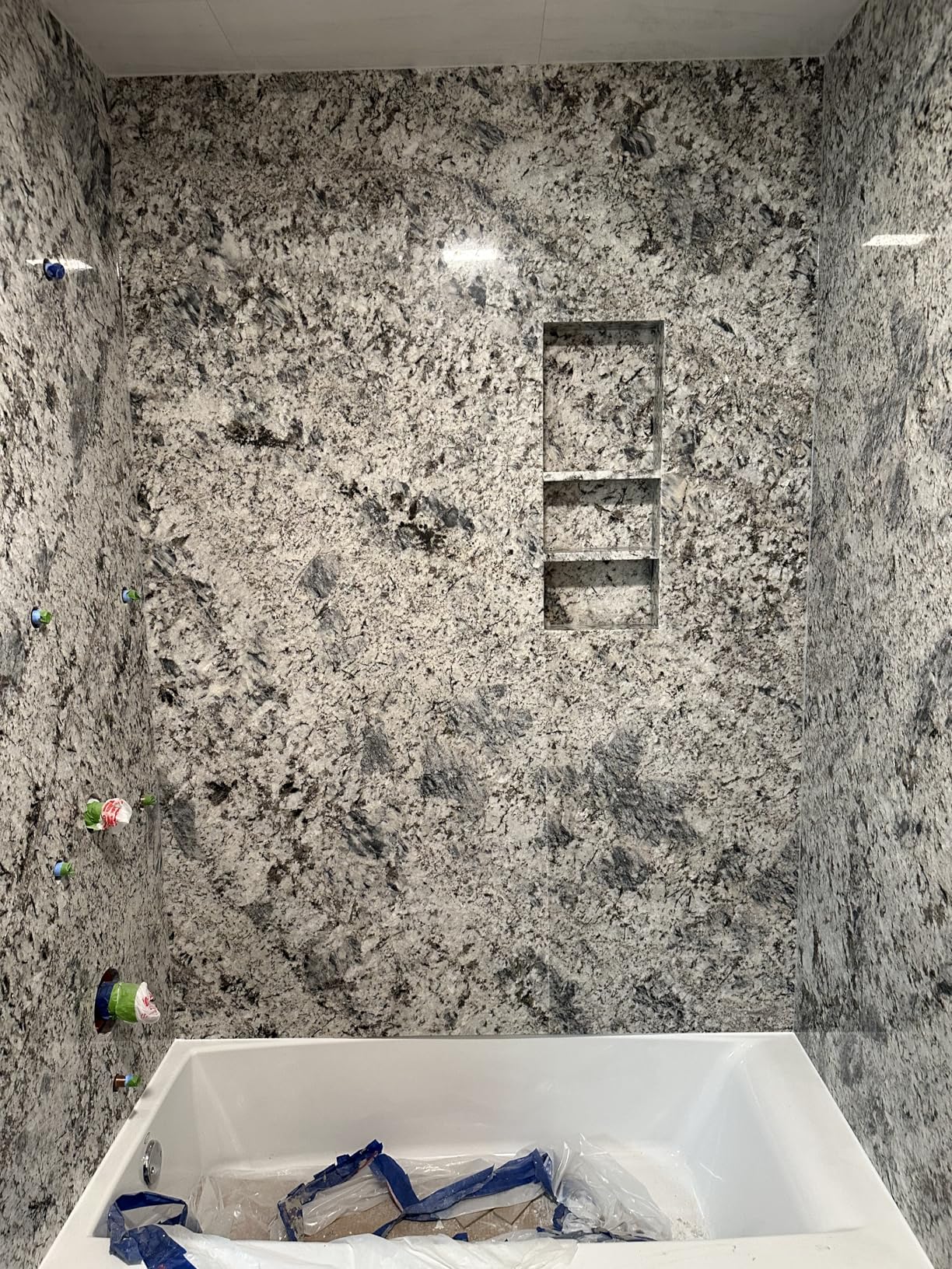 KOHLER K-26109-LA-0 Entity 60-Inch x 30-Inch Alcove Bath with Integral Apron, Integral Flange and Left Hand Drain, White customer photo 1