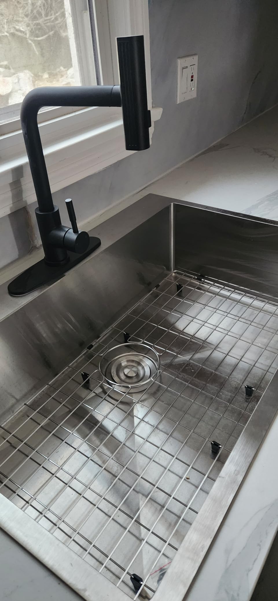 Bonnlo 30 Inch Top mount Kitchen Sink Drop-in, Farmhouse Kitchen Sink with Sink Protector 18 Gauge, Workstation Sink, 304 Stainless Steel Single Bowl for RV, Travel Trailer, Garage, 30x22x9 customer photo 1