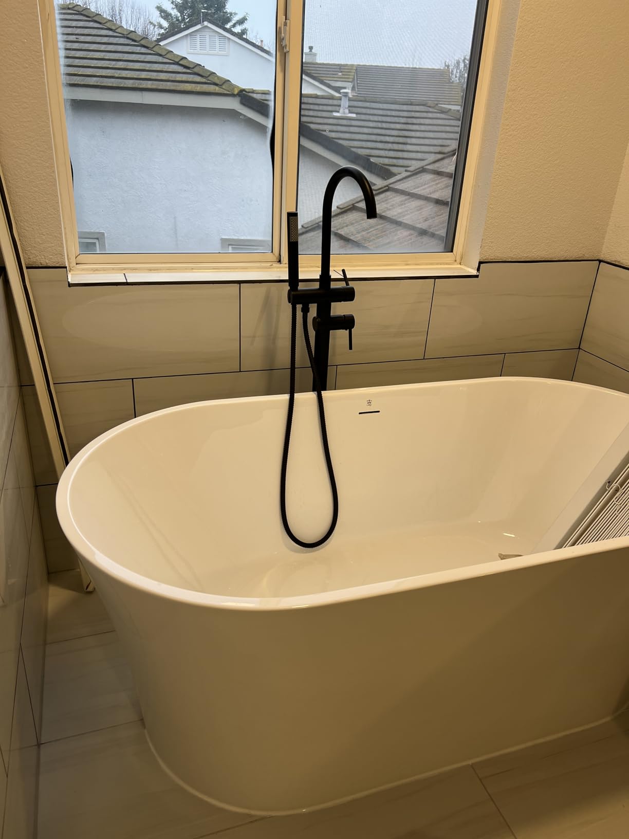 Aolemi Floor Mount Bathtub Faucet Freestanding Tub Filler Standing High Flow Shower Faucets Shower Mixer Taps, Swivel Gooseneck Spout with Cylinder Handheld Brushed Nickel customer photo 2