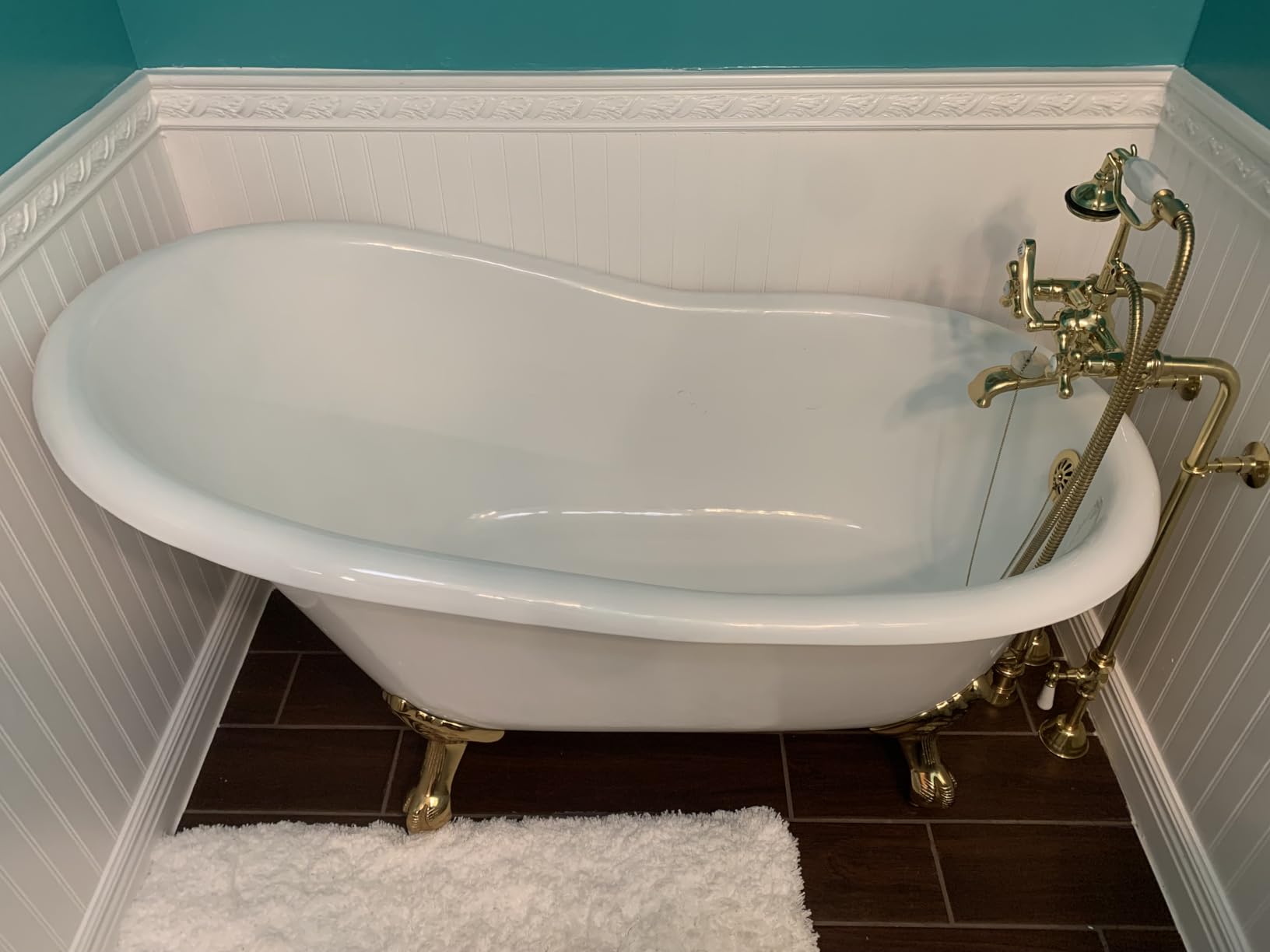 Vintage Tub & Bath Charlotte 57 Inch Cast Iron Slipper Clawfoot Tub - No Faucet Drillings customer photo 1