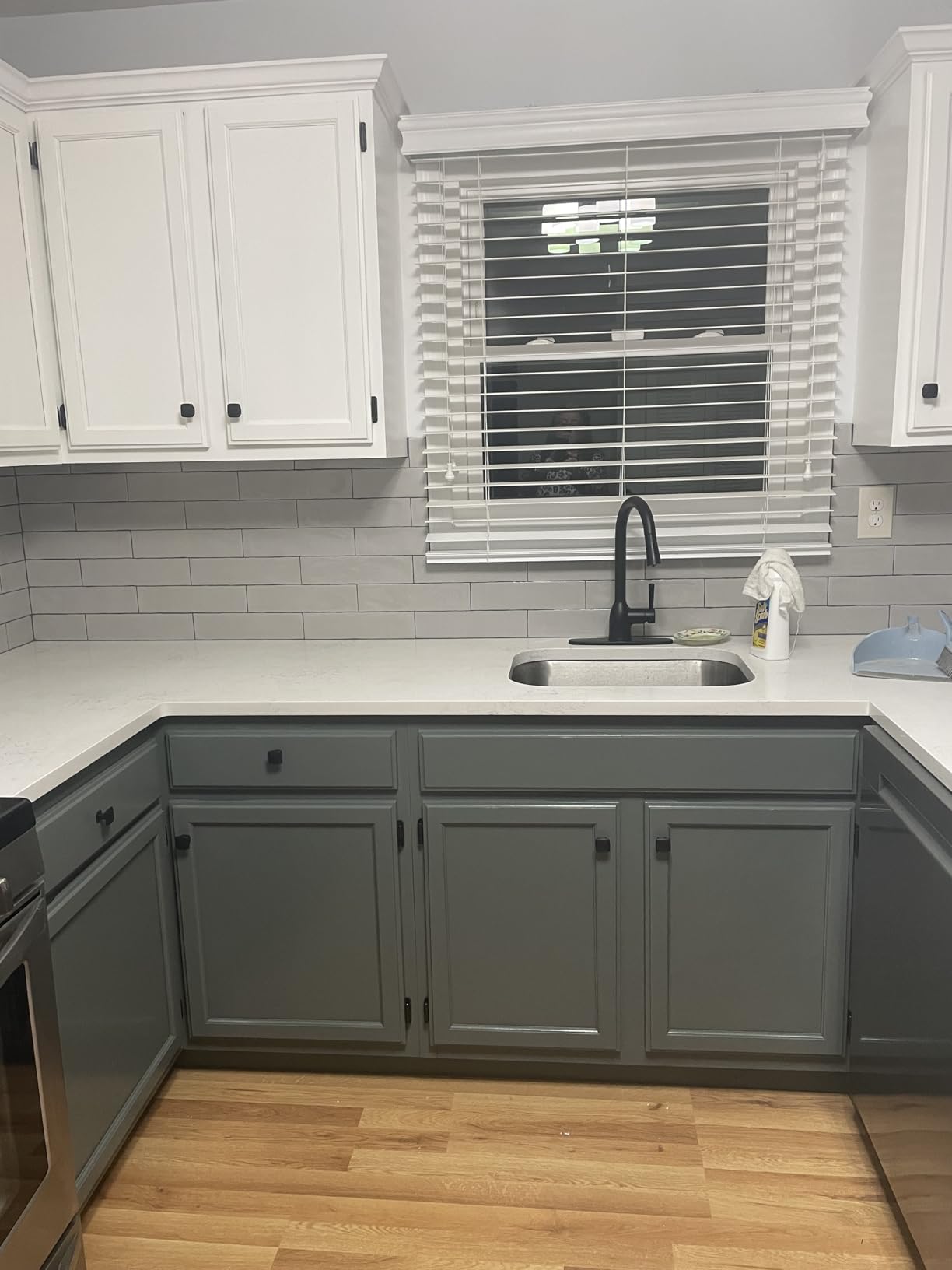 Moen Adler Matte Black One-Handle High Arc Kitchen Sink Faucet with Power Clean, Modern Kitchen Faucet with Pull Down Sprayer, 87233BL customer photo 1