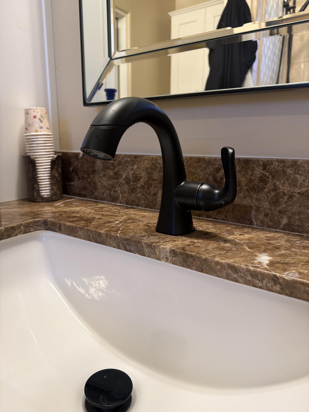 Delta Arvo Matte Black Bathroom Faucet 1 Hole, Single Hole Bathroom Sink Faucet for Vanity, Push-Pop Drain Assembly, Matte Black 15840LF-BL customer photo 1