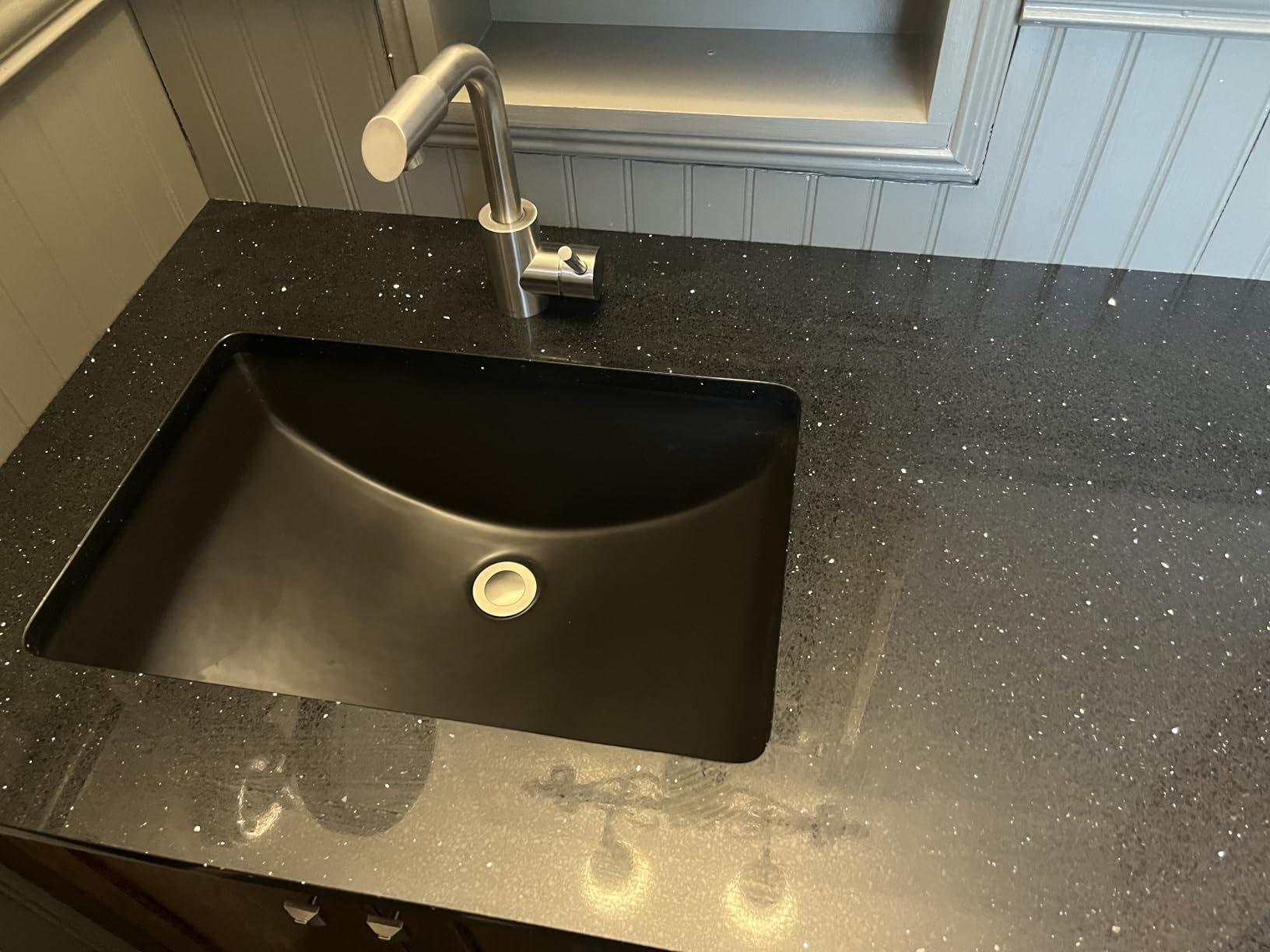 DeerValley Ally Undermount Bathroom Sink, 21'' x 14.72'' Rectangle Vessel Sink Modern Bathroom Sink White Ceramic Vanity Sink with Overflow DV-1U101 customer photo 2