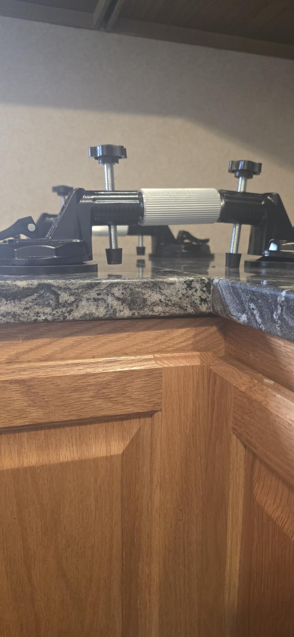 2Pcs Granite Seam Setter, Adjustable Vacuum Suction Cup, Seamless Stone Seam Setter for Seam Joining and Leveling, Professional Countertop Installation Tool for Granite, Stone, Marble, Slab (2Pcs) customer photo 2