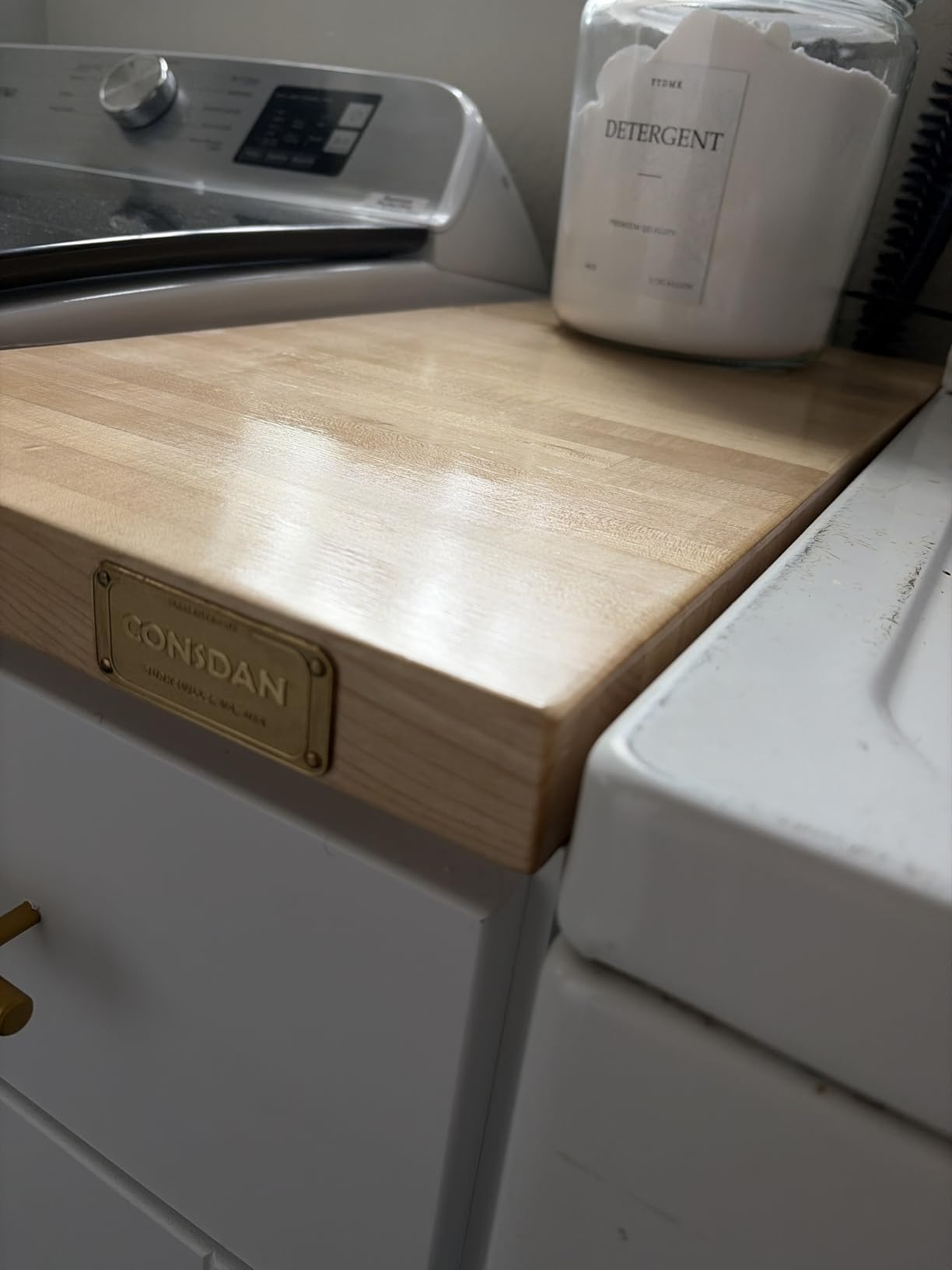 CONSDAN Butcher Block Countertop, 18 x 25 Inches, USA Grown Solid Hard Maple Hardwood, for Kitchen Island, Laundry Room, RV, Camper, Office Desk, Bar Table, Prefinished with Food-Safe Oil, 1.5