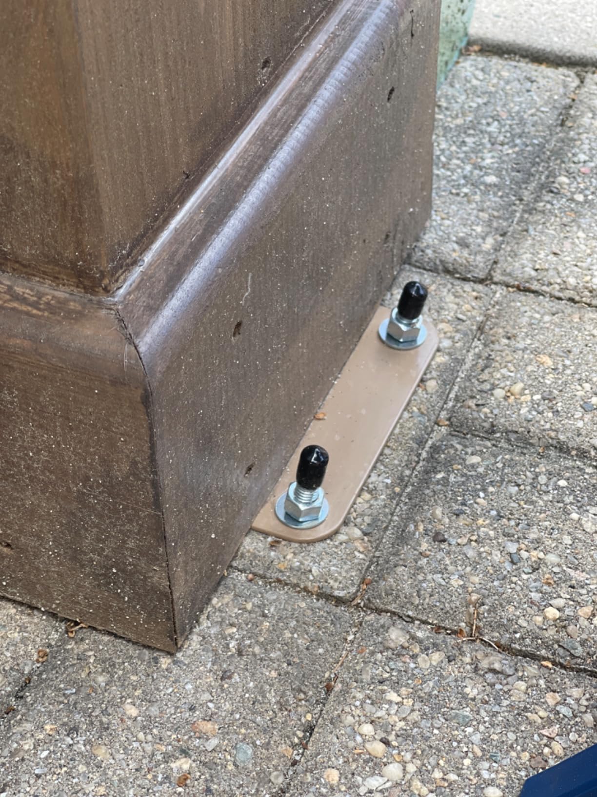 1/4 inch x 2-1/4 inch - 20 Pieces Wedge Anchor Zinc Plated Heavy Duty Fastener for Concrete customer photo 2