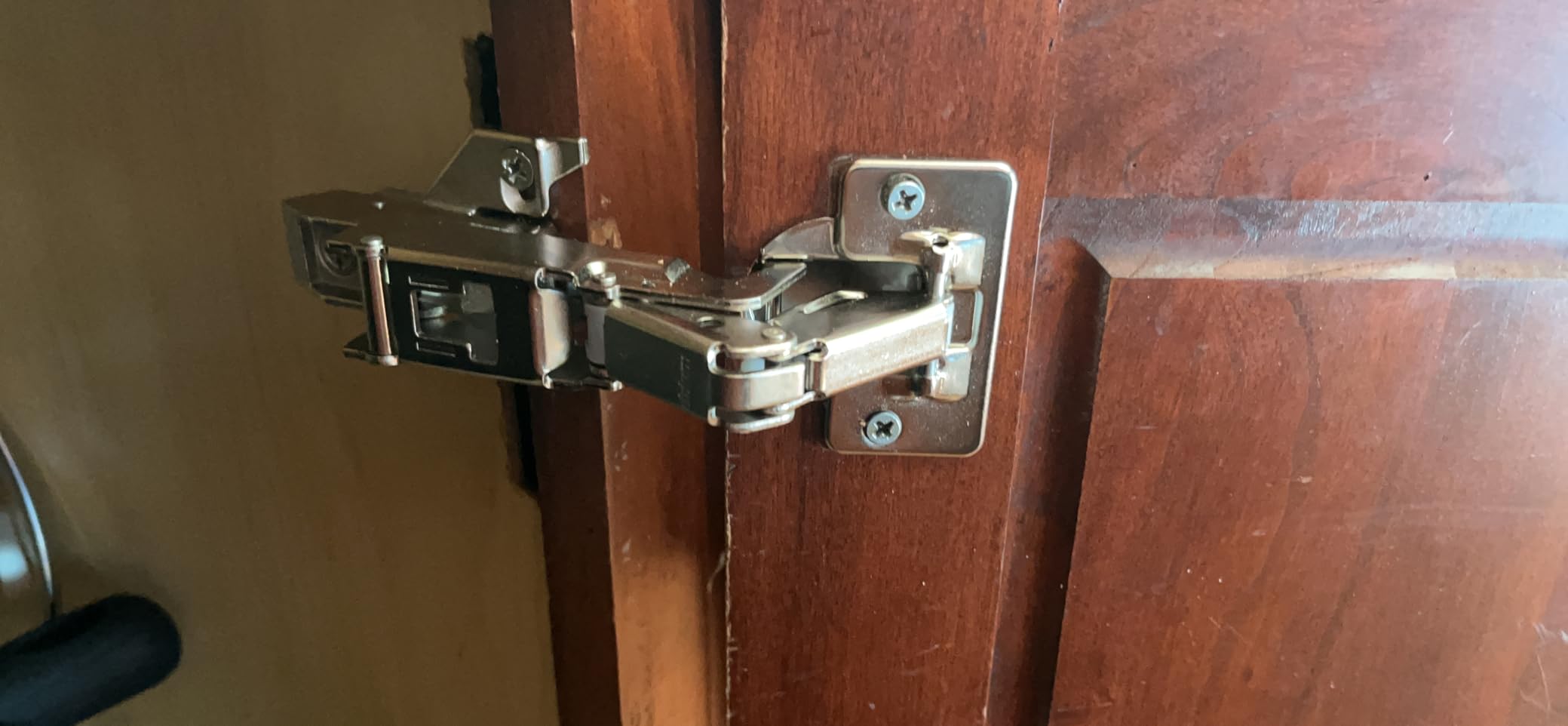 Blum 170 Degree (B71T655) Cabinet Hinges Bundle - Pack of 2 Full Overlay Self Close Door Face Frame Nickel Hinges with Bumpers & 8 Screws Lazy Susan Corner Cabinet Hinges Concealed European Hinges customer photo 2