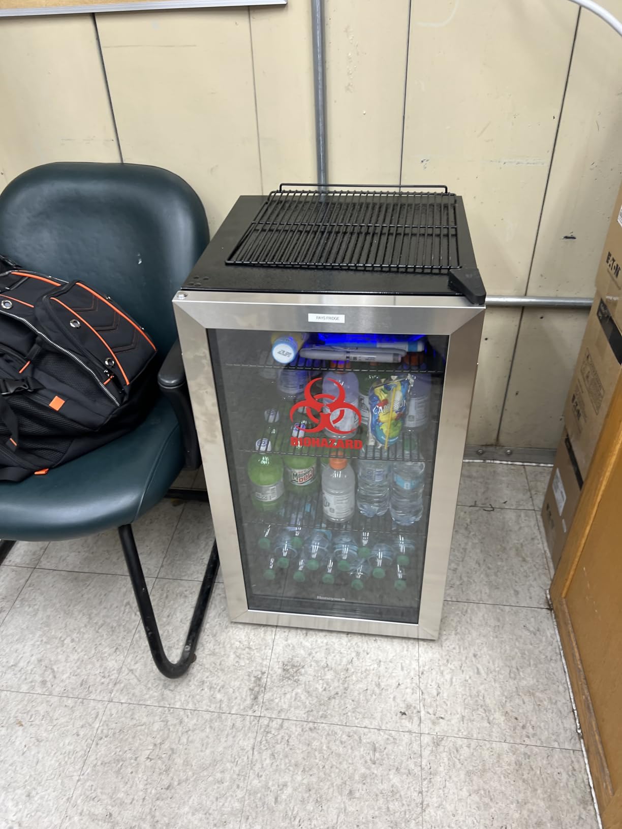 Honeywell Beverage Refrigerator and Cooler, 116 Can Mini Fridge with Glass Door for Soda Beer or Wine for Office or Bar with Adjustable Removable Shelving, Commercial Grade customer photo 1