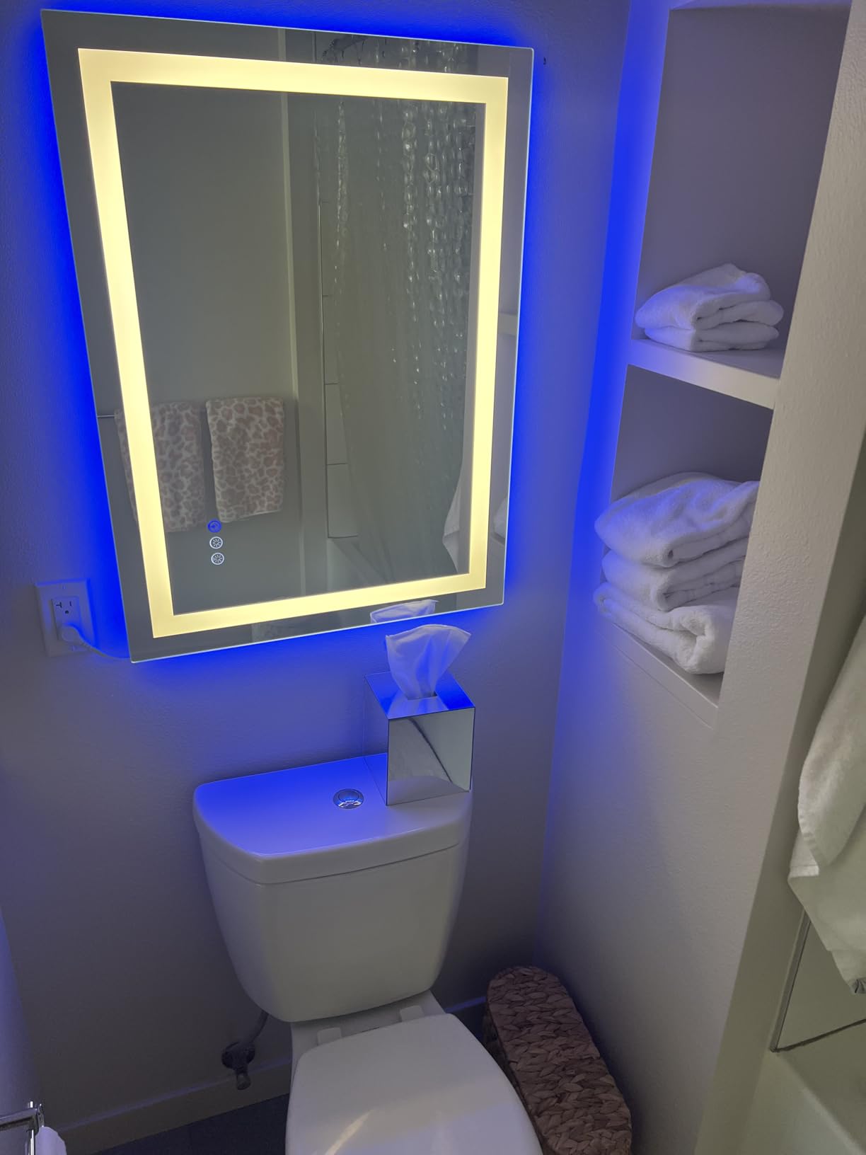 LOAAO 24X32 LED Bathroom Mirror with Lights, Anti-Fog, Dimmable, Backlit + Front Lit, Lighted Bathroom Vanity Mirror for Wall, Memory Function, Tempered Glass, Shatter-Proof, ETL Listed customer photo 1