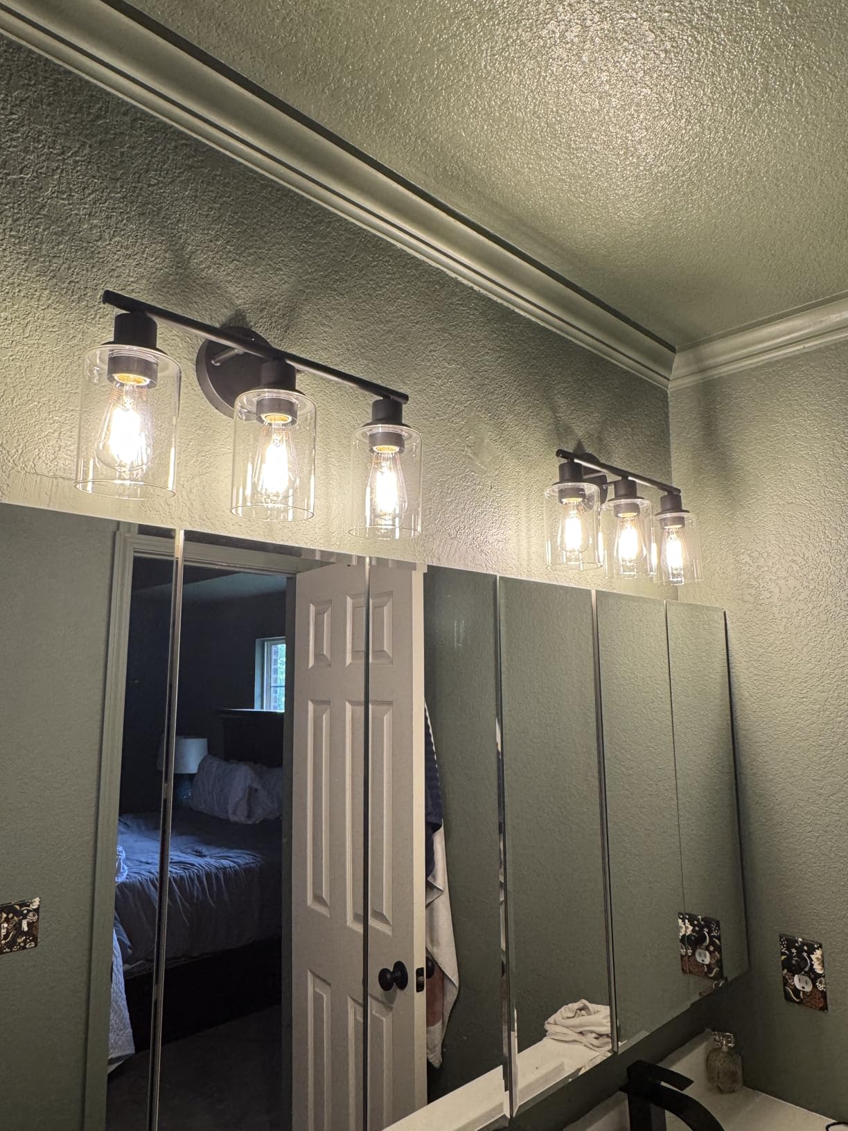 3-Light Gold Bathroom Light Fixtures, Modern Bathroom Vanity Light with Clear Glass Shade, Brushed Gold Bath Wall Mount Lights, Wall Lamp for Mirror Kitchen Bedroom Hallway Living Room customer photo 2