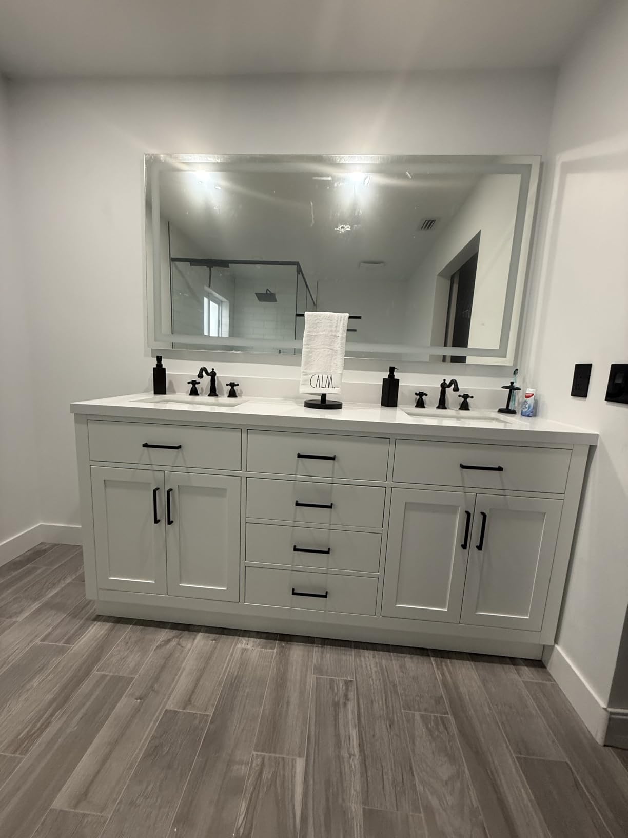 ARIEL Hepburn 72-inch Bathroom Vanity with Sink, Solid Wood, 1.5-inch Pure White Quartz Countertop & Backsplash, Double Rectangular Porcelain Sink, 4 Soft Closing Doors, 6 Dovetail Drawers, Grey customer photo 1