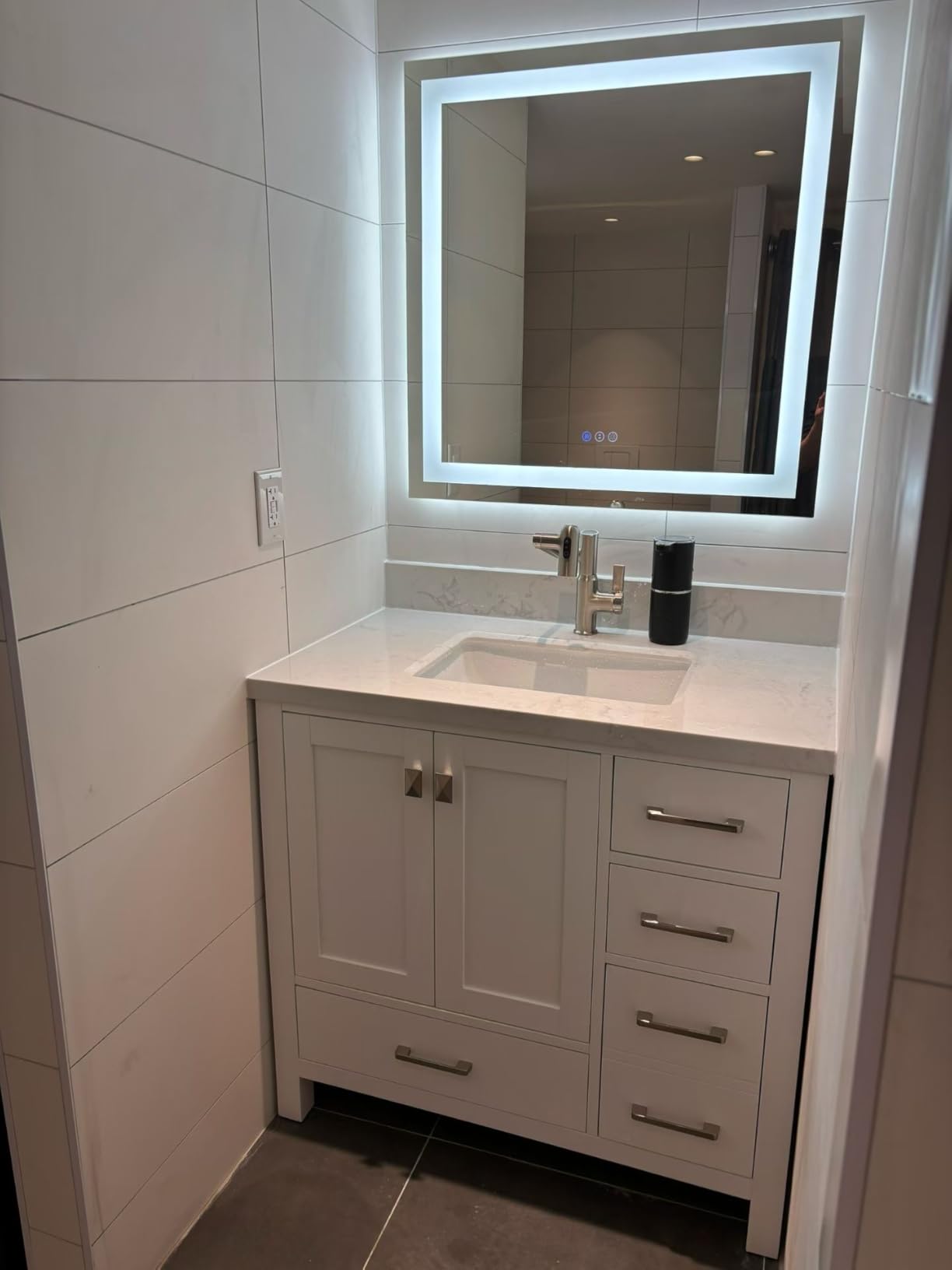 Amorho LED Mirror for Bathroom, 28