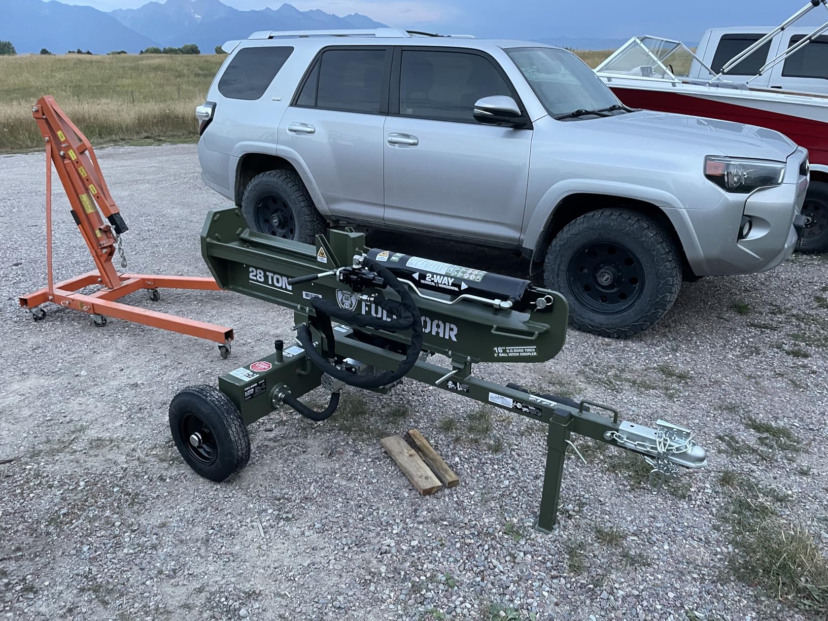 28 Ton Log Splitter-Full Boar Engine 212cc (49 State) customer photo 1