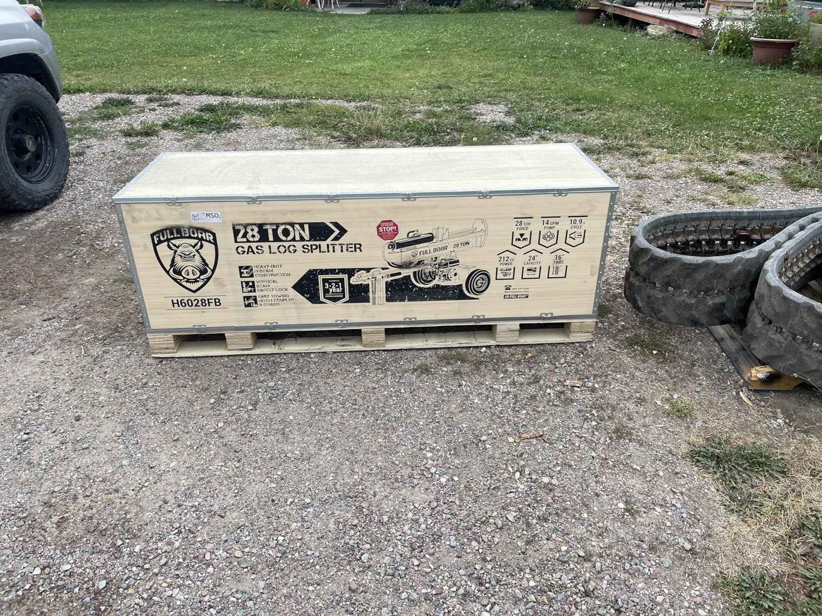 28 Ton Log Splitter-Full Boar Engine 212cc (49 State) customer photo 2