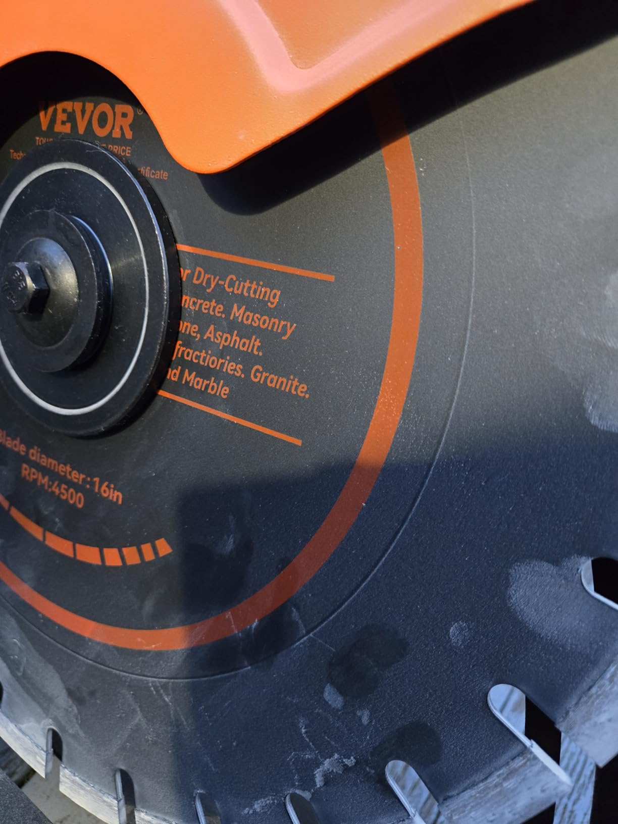VEVOR Electric Concrete Saw, 16 in, 3200 W Motor Circular Saw Cutter with Max. 6 in Adjustable Cutting Depth, Wet Disk Cutter Includes Water Line, Pump and Blade, for Stone, Brick customer photo 2
