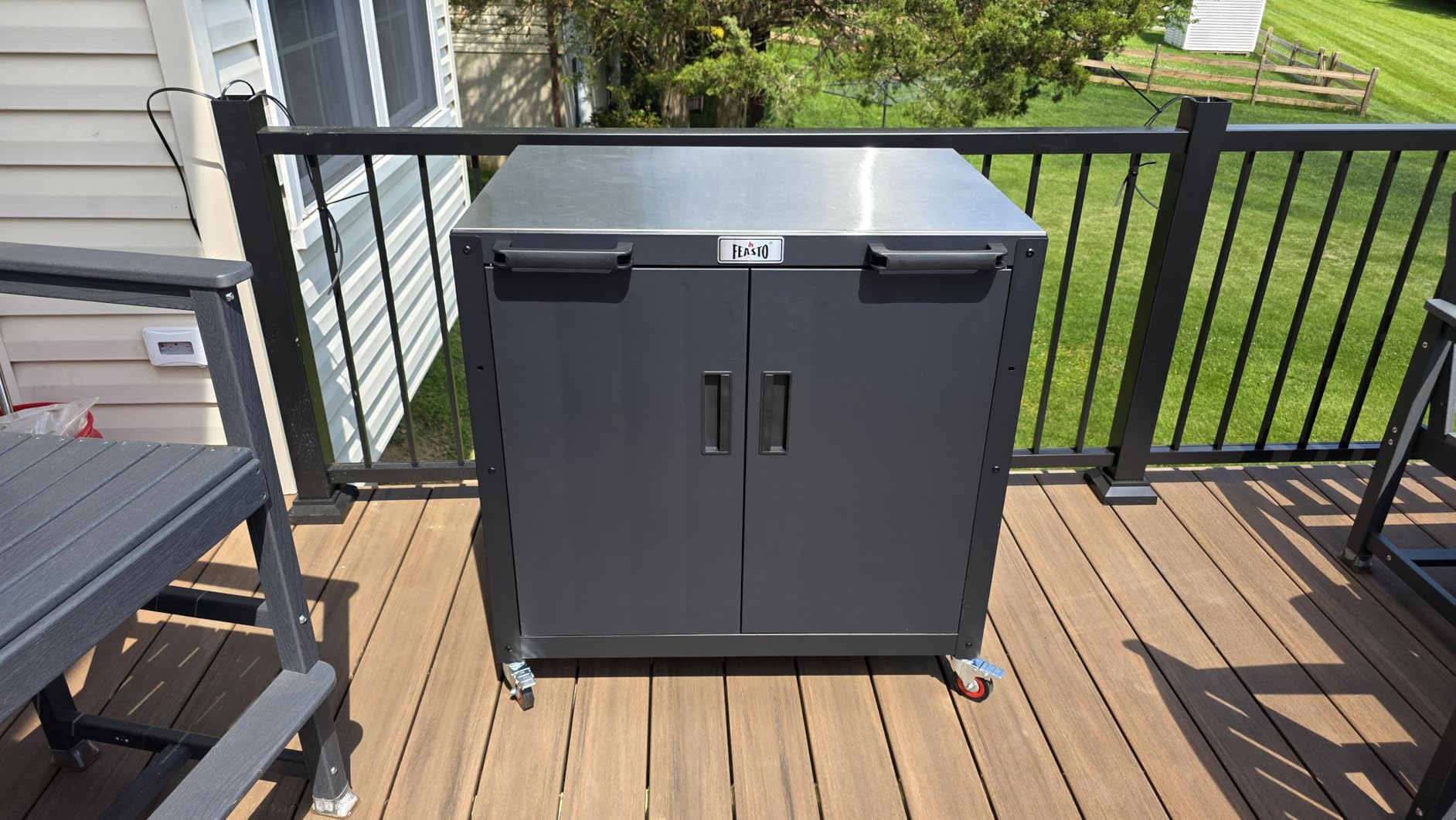 Feasto Outdoor Grill Cart with Storage Cabinet and Stainless Steel Top, 35-Inch Outdoor Grill Station with Door, Modular Kitchen Island for Food Prep and BBQ, Black & Silver customer photo 1
