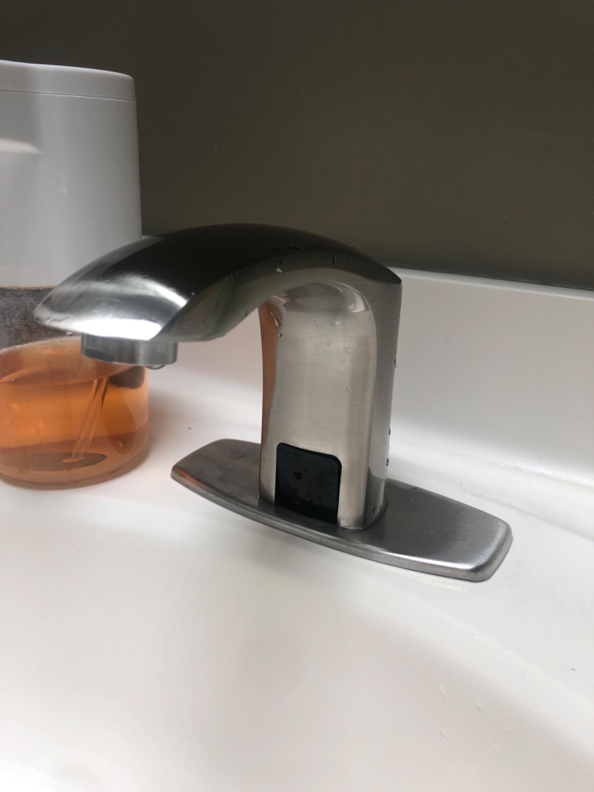 Touchless Bathroom Sink Faucet, Greenspring Automatic Faucets Bathroom Commercial Hands Free Motion Sensor Faucet Battery or Plug-in Powered with Control Box and Temperature Mixer, Chrome customer photo 1