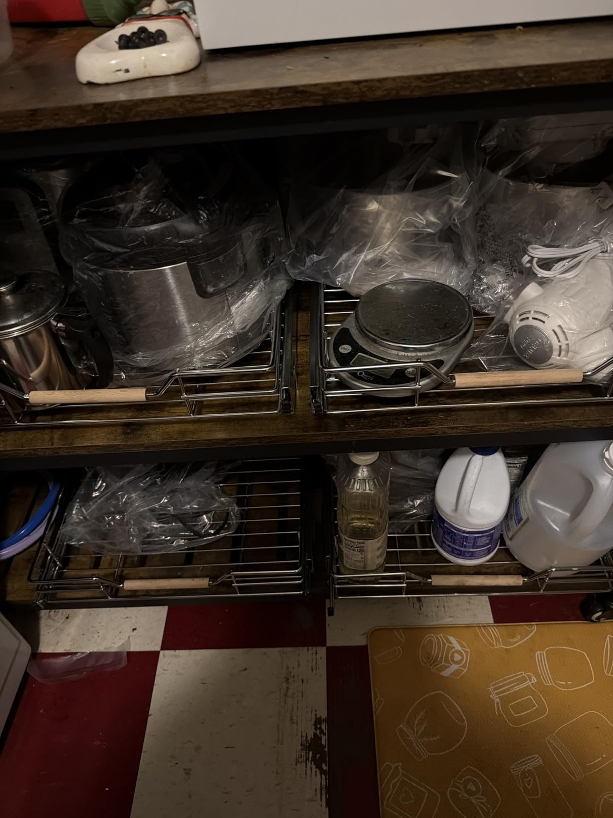 Pull out Cabinet Organizer, 15