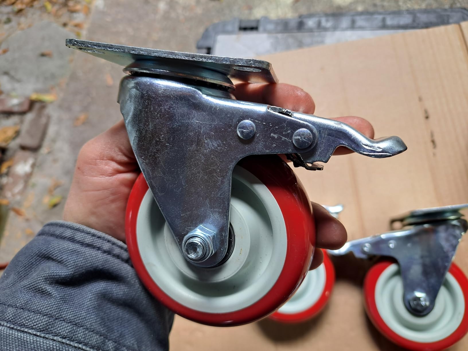 4 Inch Heavy Duty Swivel Caster Wheels with Brake, Set of 4, Industrial Locking Rolling Plate Casters Wheels for Furniture, Cart, Table and Workbench, Easily Load 2200lbs customer photo 2