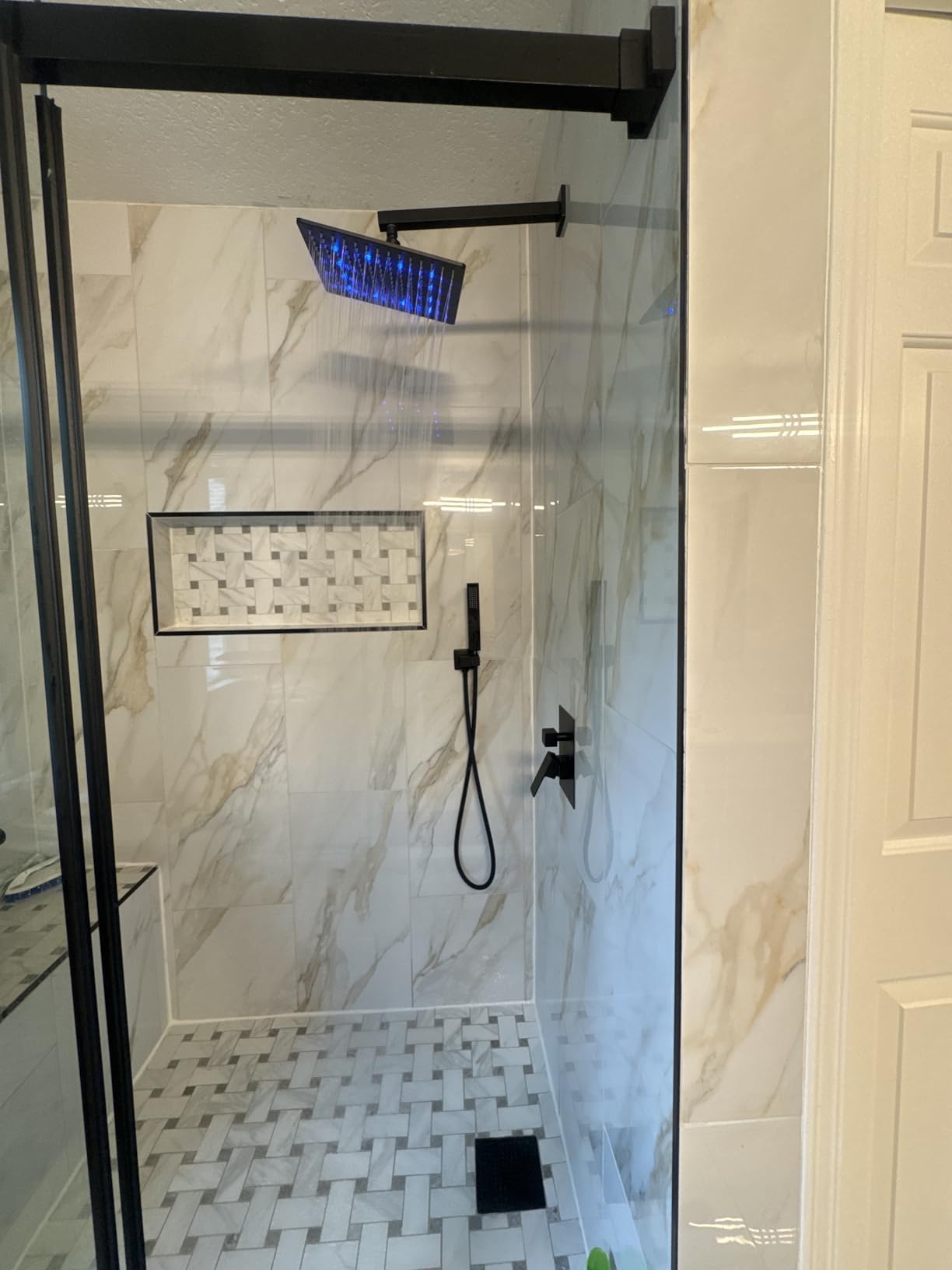 Aolemi Ceiling Mount Shower Faucet Set with Handheld Spray High Pressure Shower Faucets Sets Complete Rough-in Valve and Shower Trim Kit System Included Rainfall Matte Black 12 Inch LED Shower Head customer photo 1