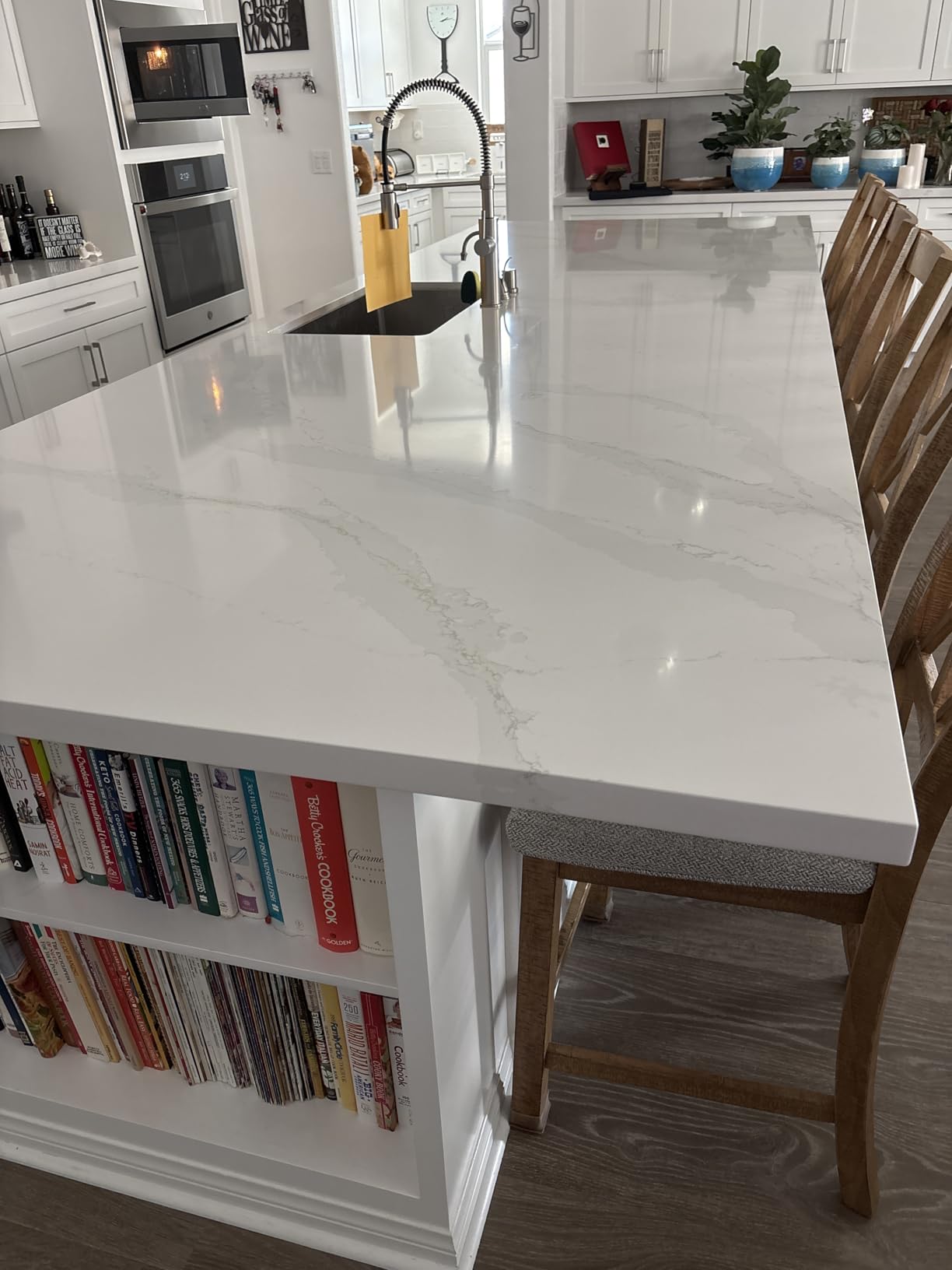 Weiman Stone & Granite Countertop Cleaner and Sealer Kit - Clean, Polish & Protect Natural Stone & Granite Sealer - Streak-Free - Safe for Granite, Marble & Quartz - 2 Pack (24 oz Each) customer photo 1