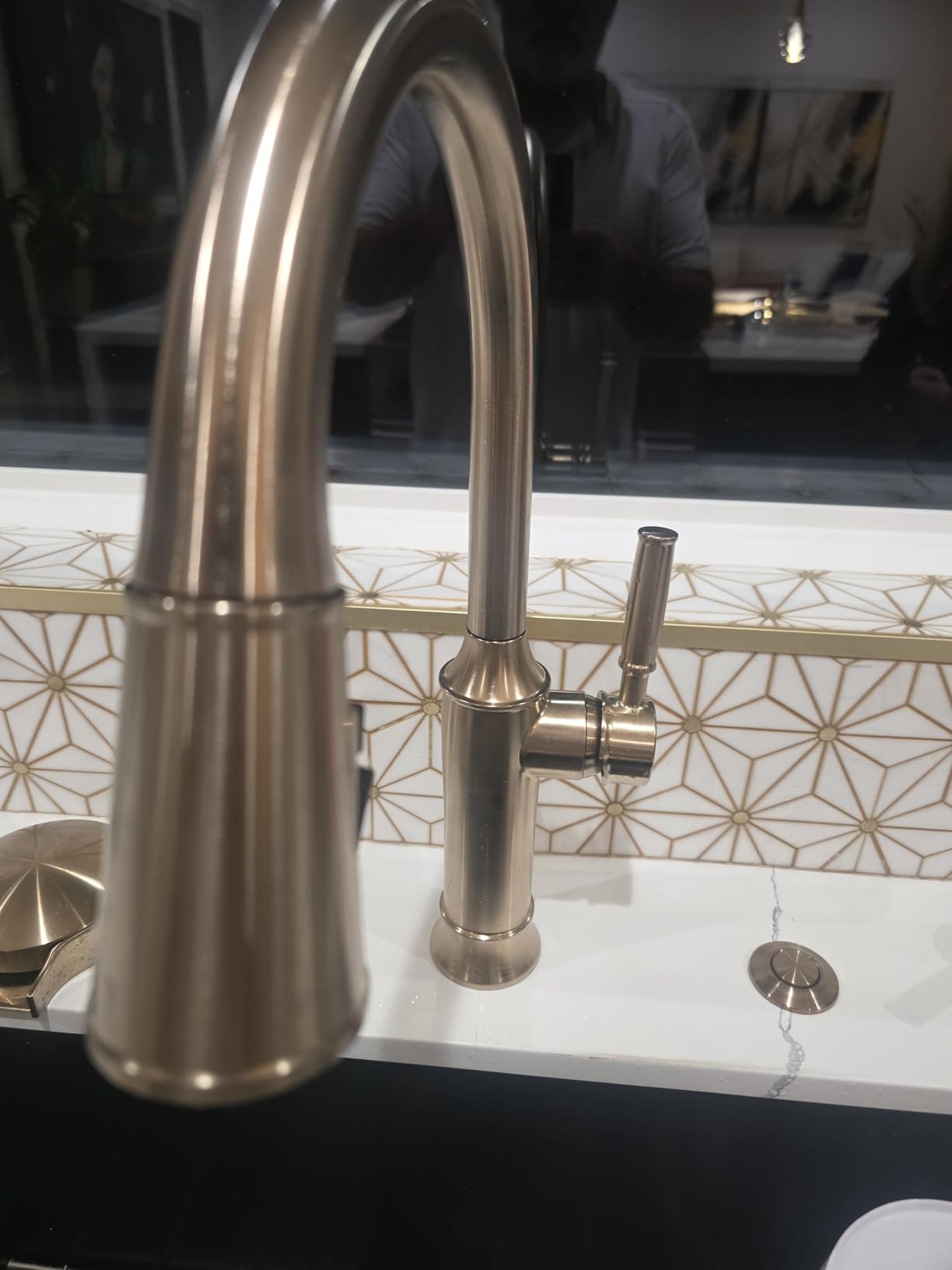 Delta Renaldi Kitchen Faucet with Pull Down Sprayer, Gold Kitchen Sink Faucet, Delta ProClean Kitchen Faucet, Pull Down Kitchen Faucet, Lumicoat Champagne Bronze 9184-CZ-PR-DST customer photo 1