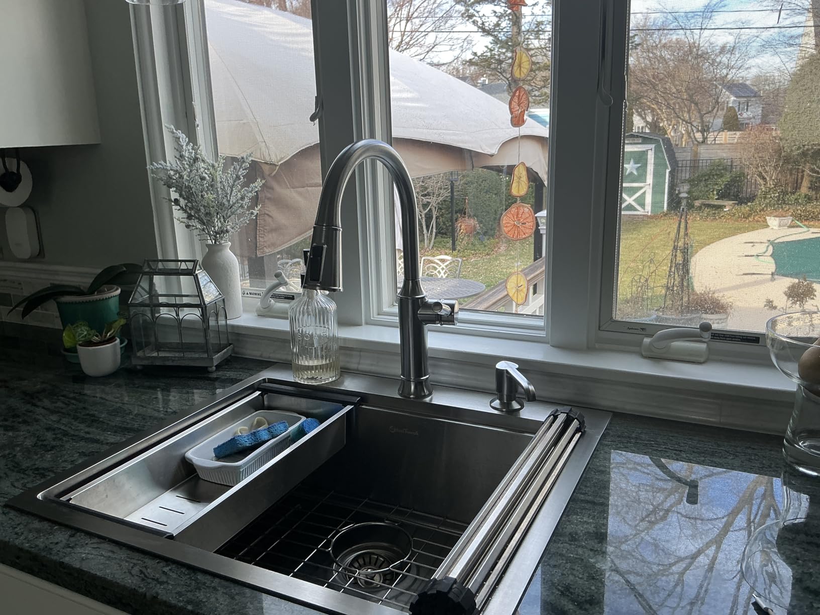 Delta Renaldi Kitchen Faucet with Pull Down Sprayer, Gold Kitchen Sink Faucet, Delta ProClean Kitchen Faucet, Pull Down Kitchen Faucet, Lumicoat Champagne Bronze 9184-CZ-PR-DST customer photo 2